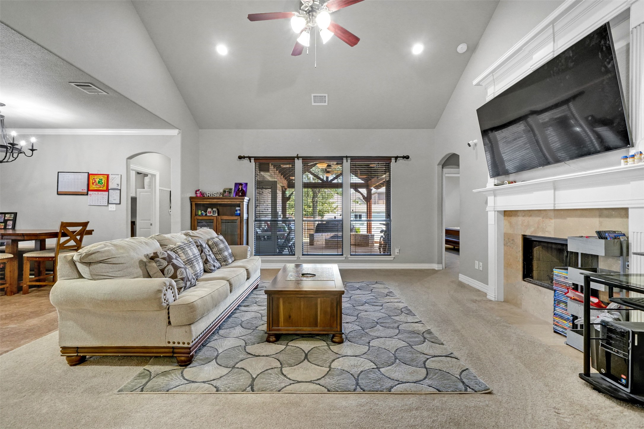 2712 Lakefield Drive