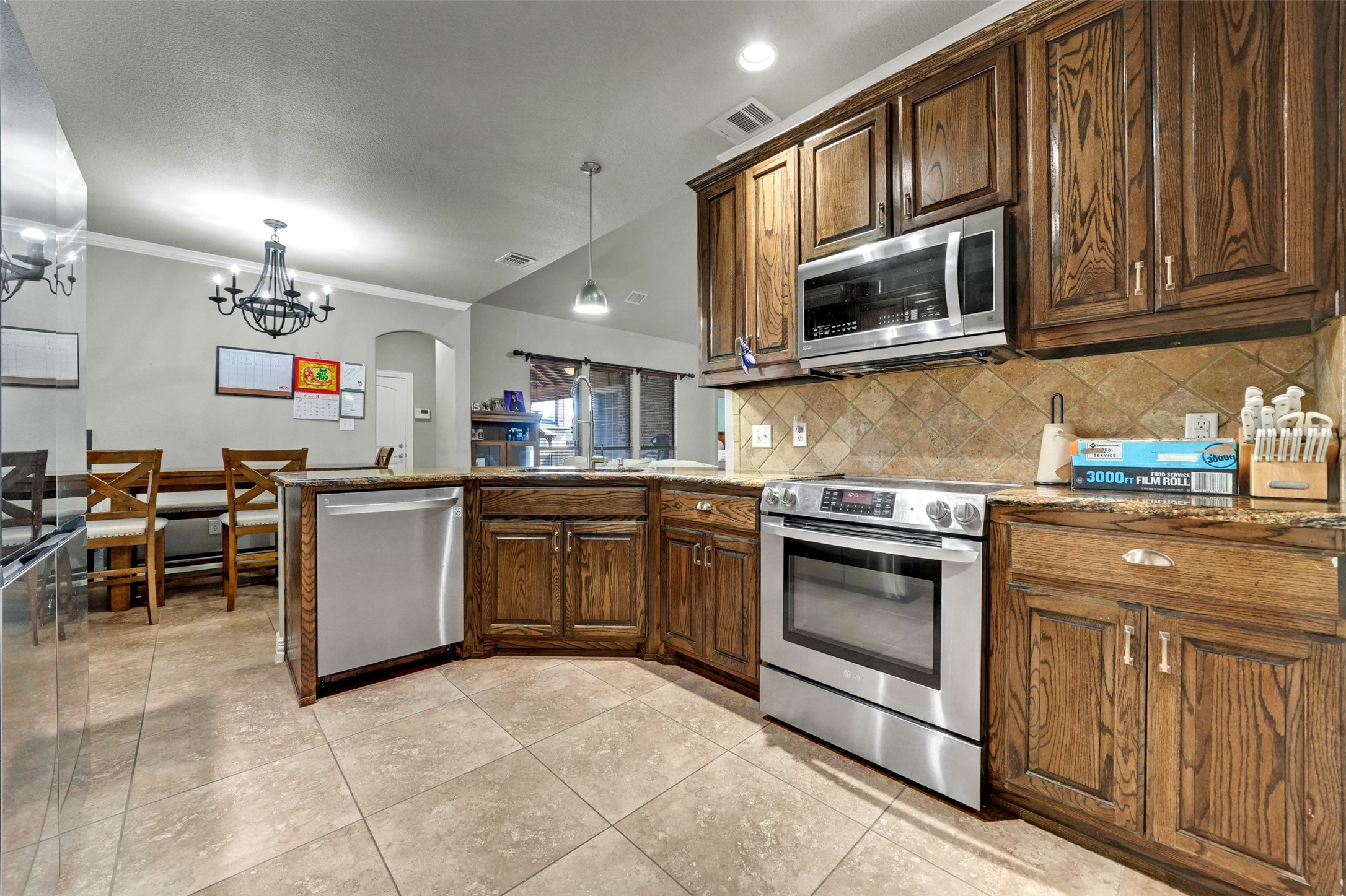 2712 Lakefield Drive