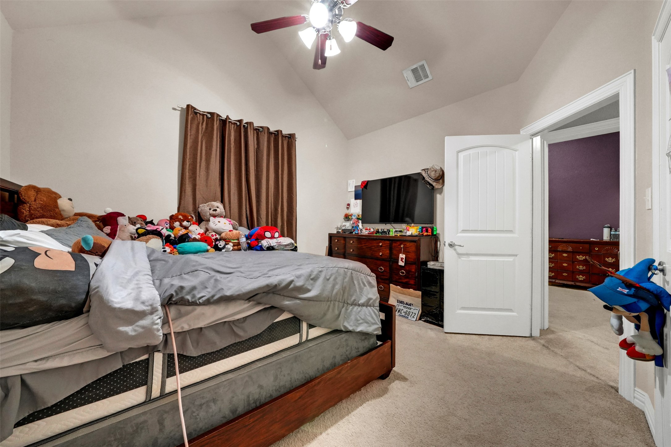 2712 Lakefield Drive