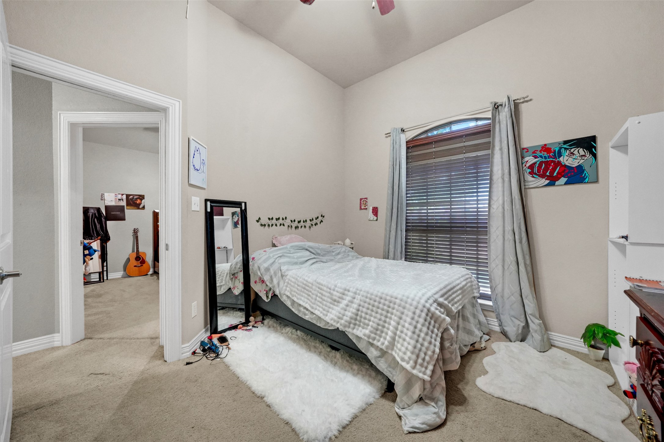 2712 Lakefield Drive