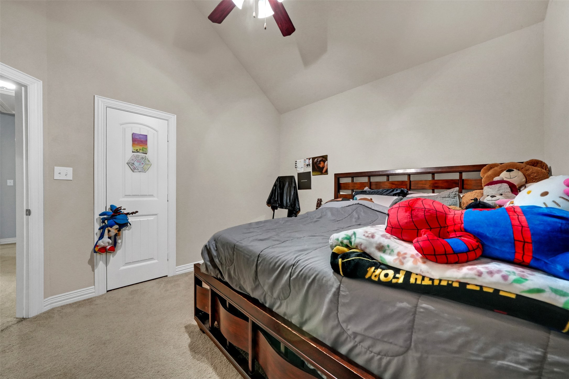 2712 Lakefield Drive