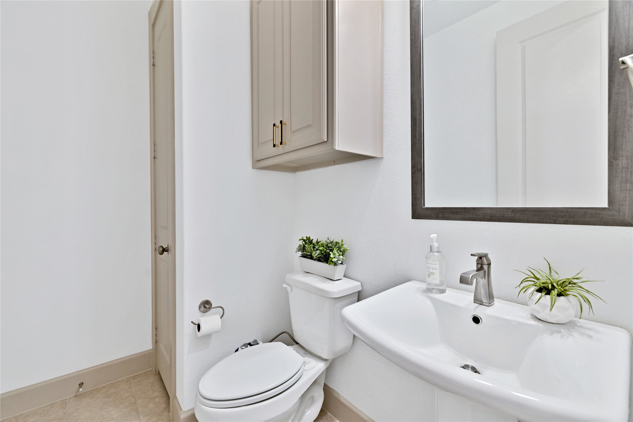 9694 Brackenfield Lane