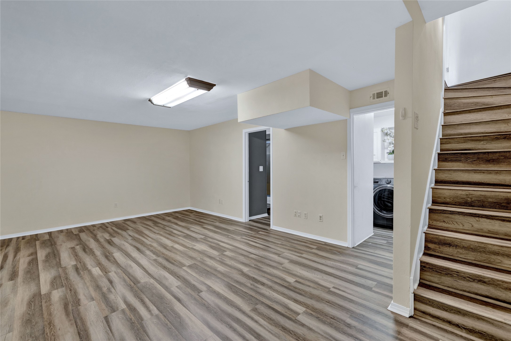 2640 Custer Parkway C