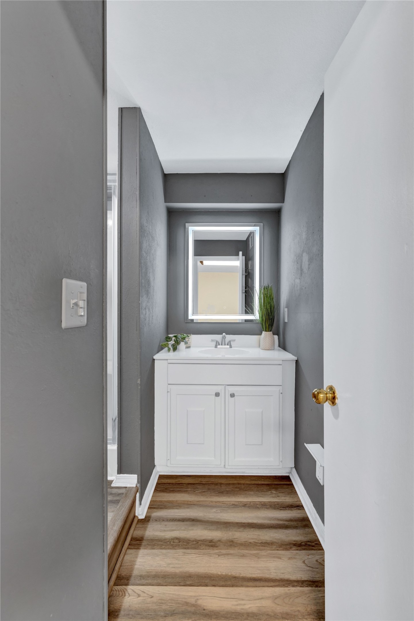 2640 Custer Parkway C