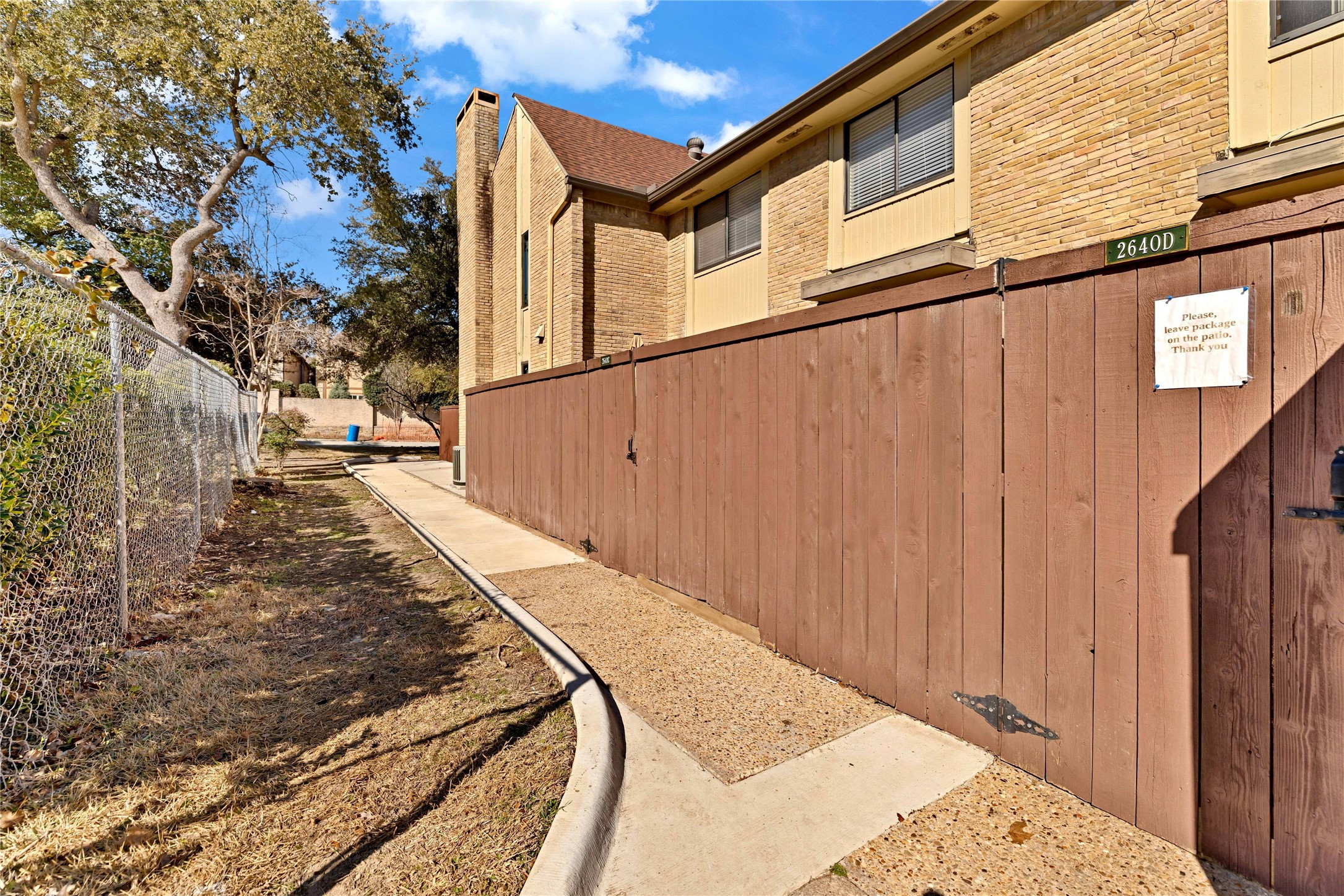 2640 Custer Parkway C
