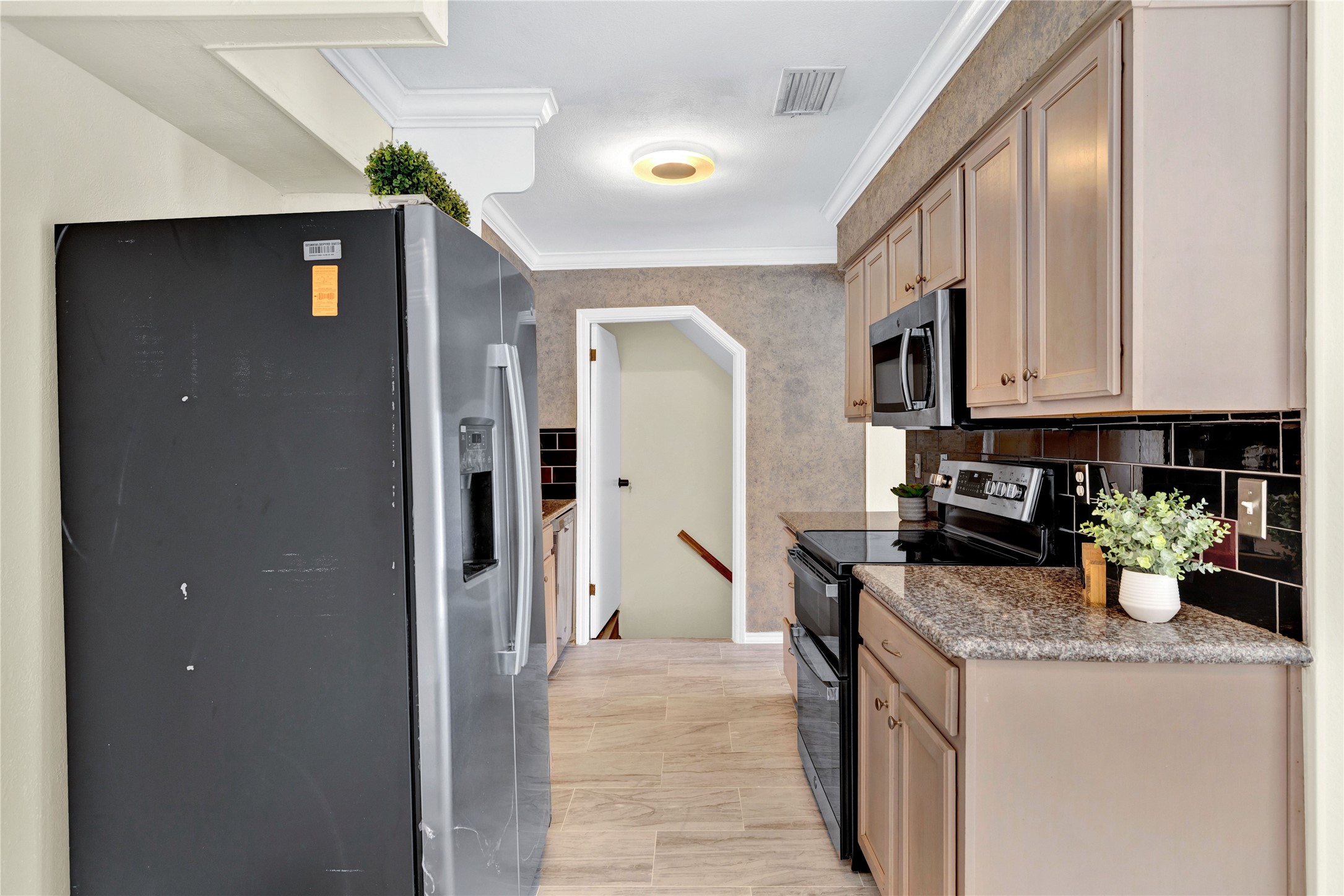 2640 Custer Parkway C