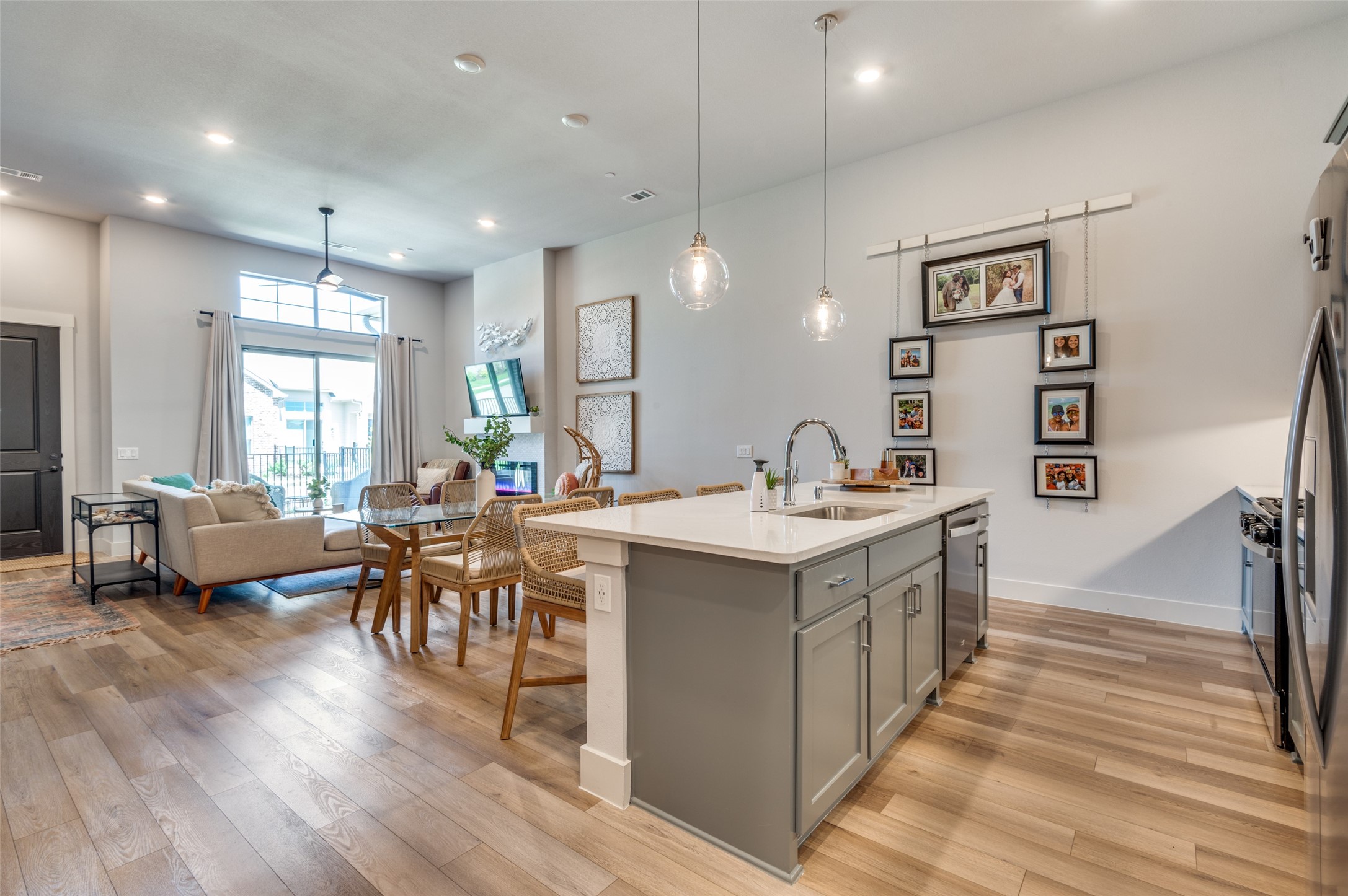 7220 Calistoga Lane