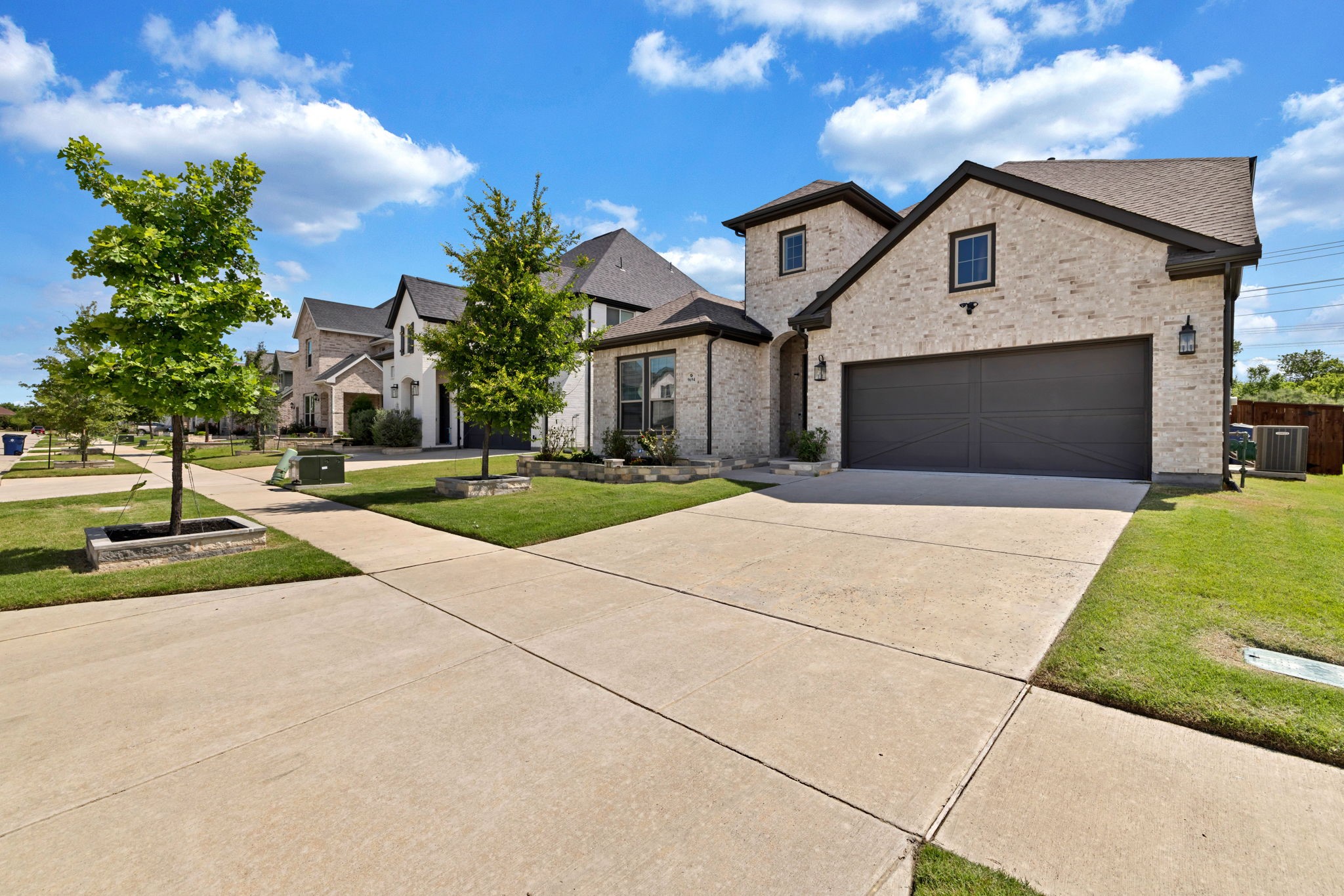 9694 Brackenfield Lane