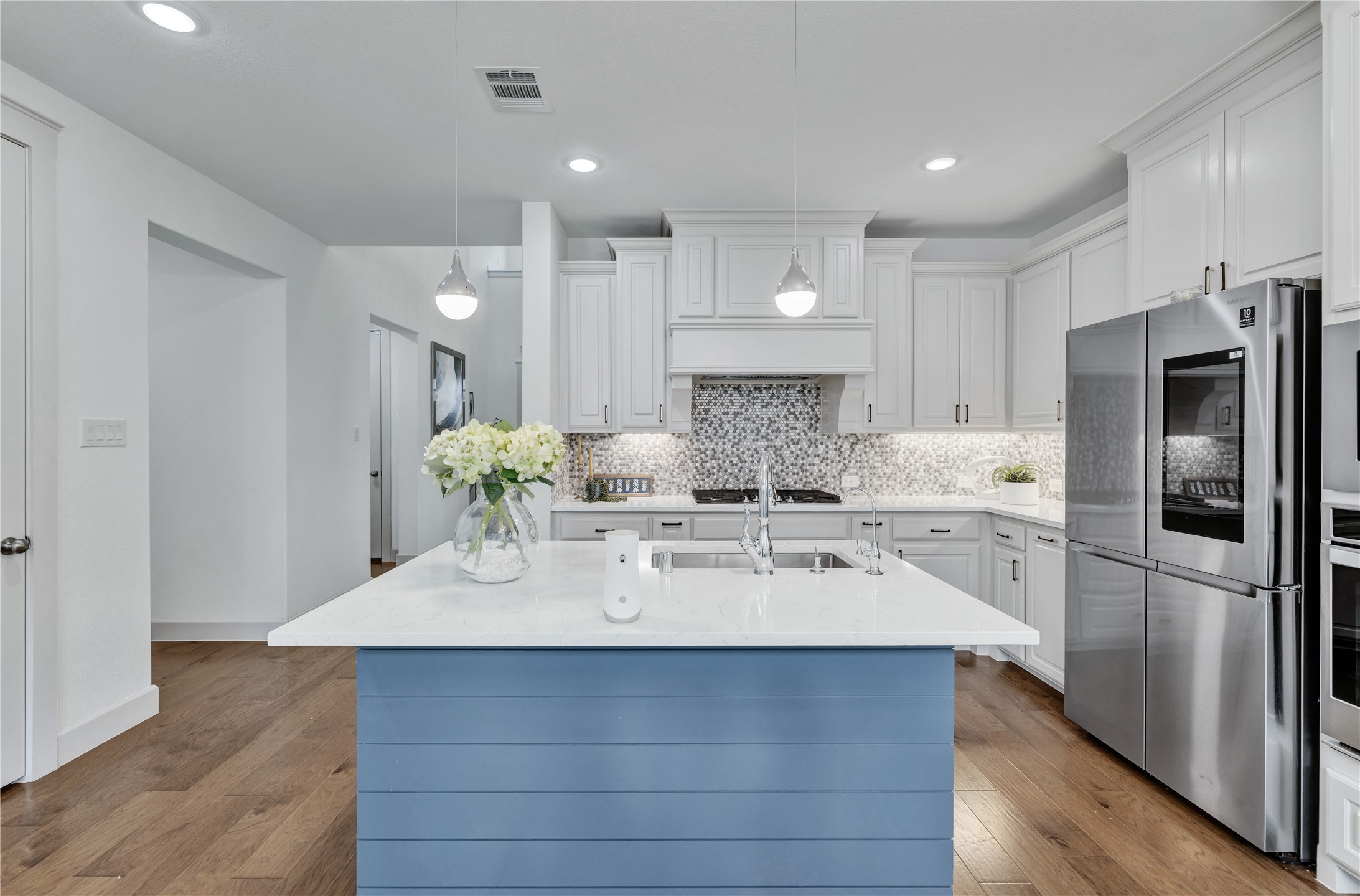 9694 Brackenfield Lane