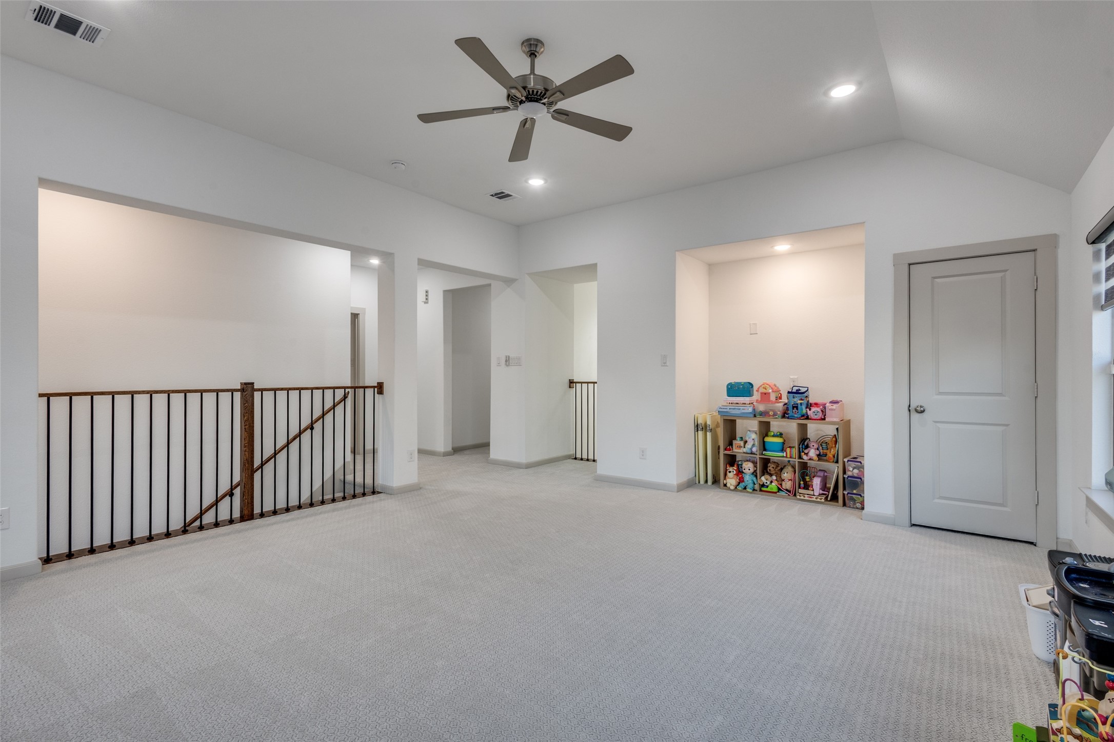 9694 Brackenfield Lane