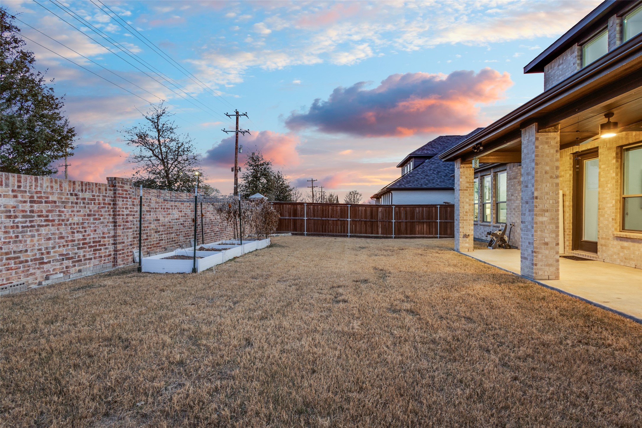 9694 Brackenfield Lane