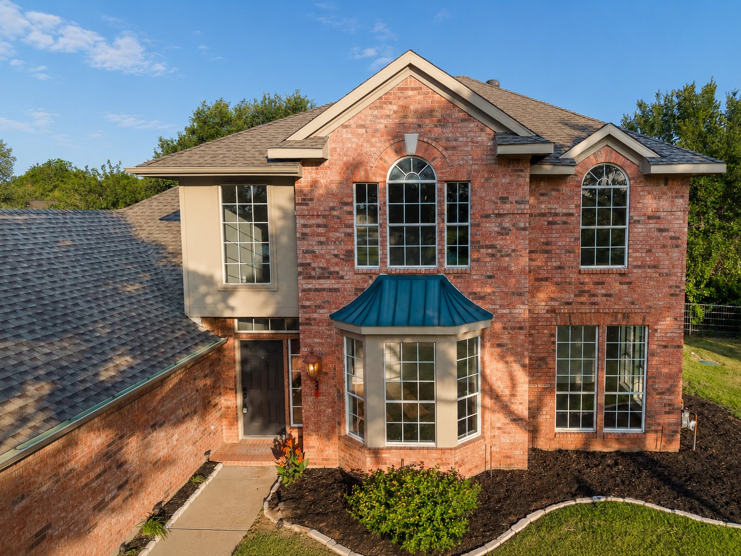 331 Lakeside Drive