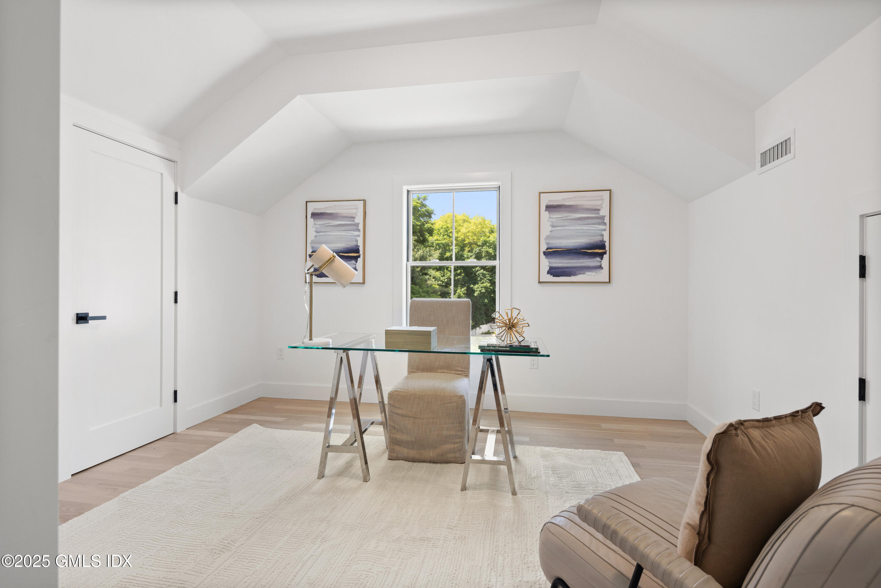 26 Homestead Lane, B