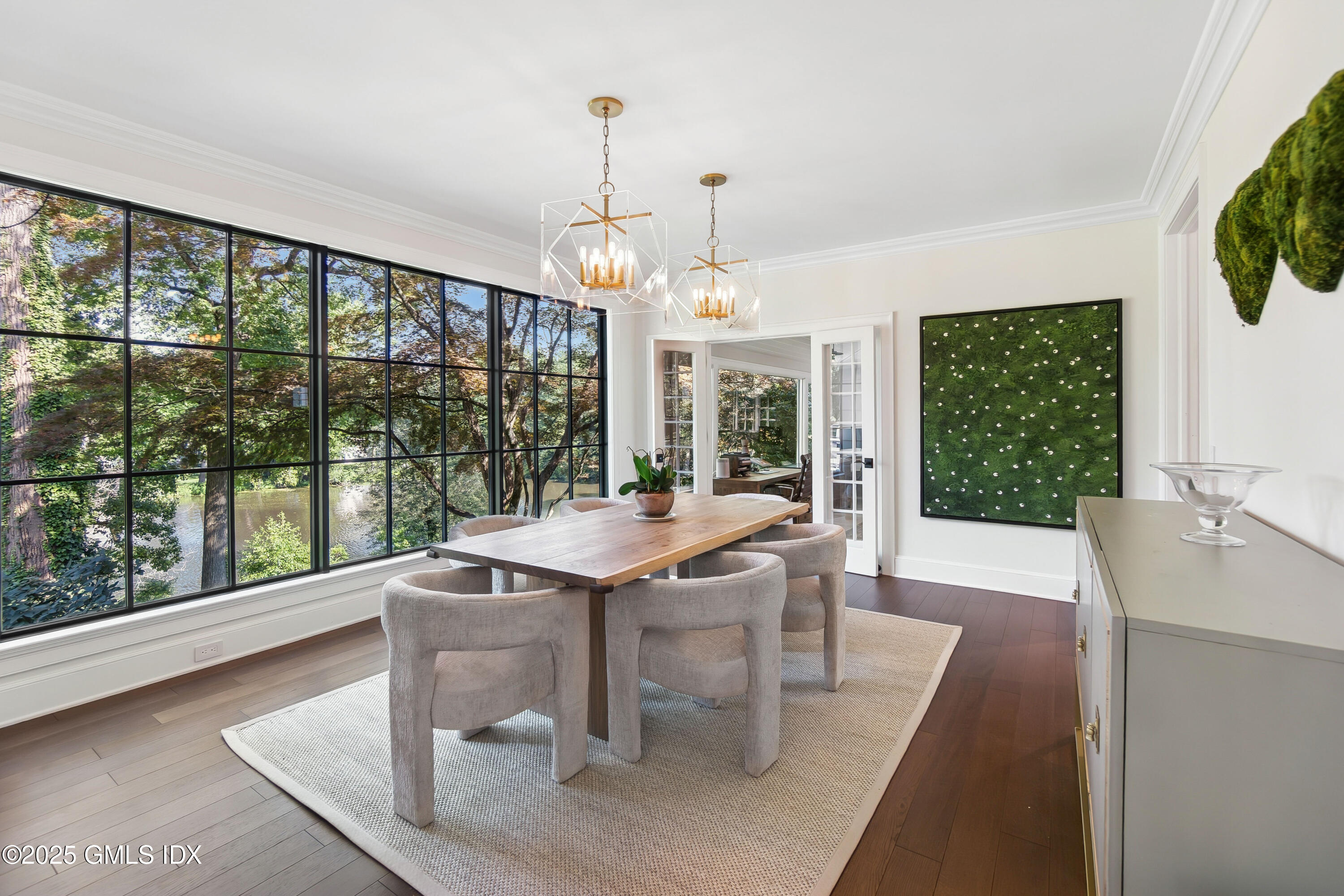87 Orchard Drive
