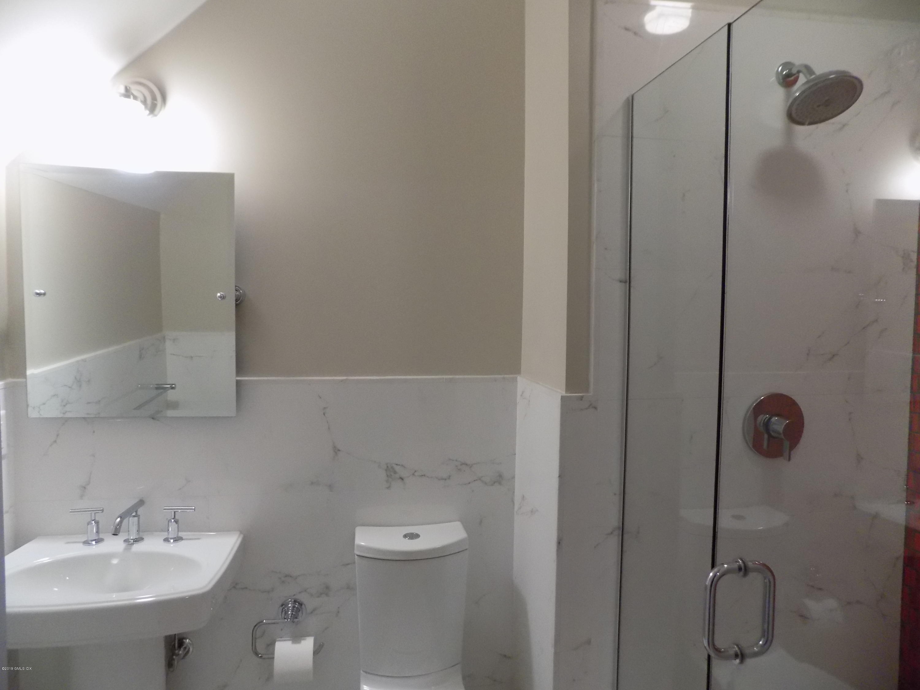 51 Forest Avenue, 66