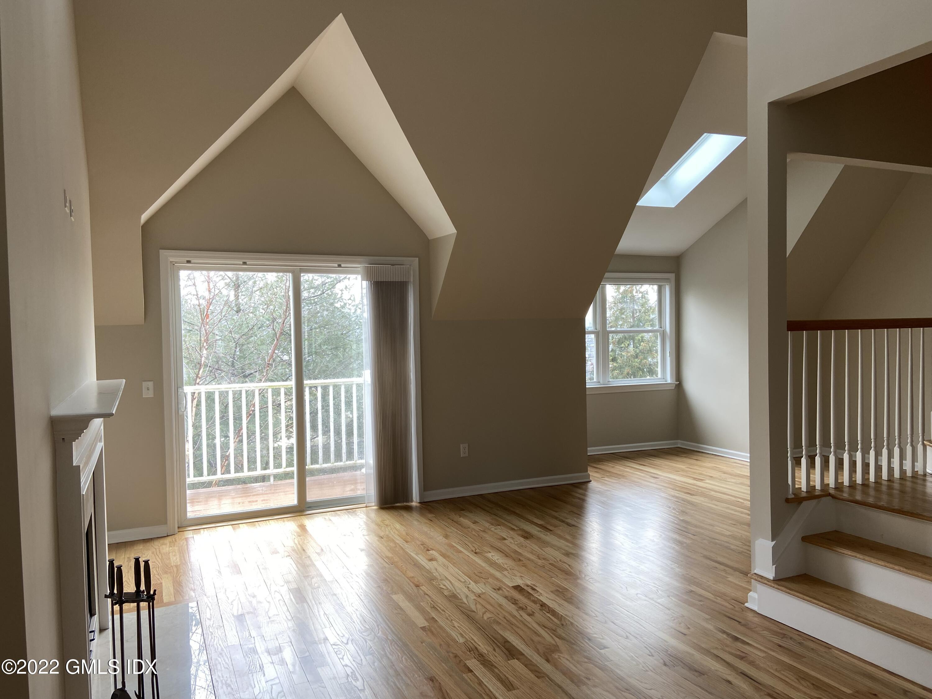 51 Forest Avenue, 66