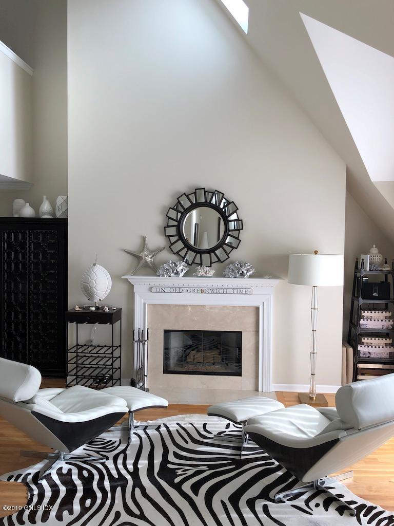 51 Forest Avenue, 66