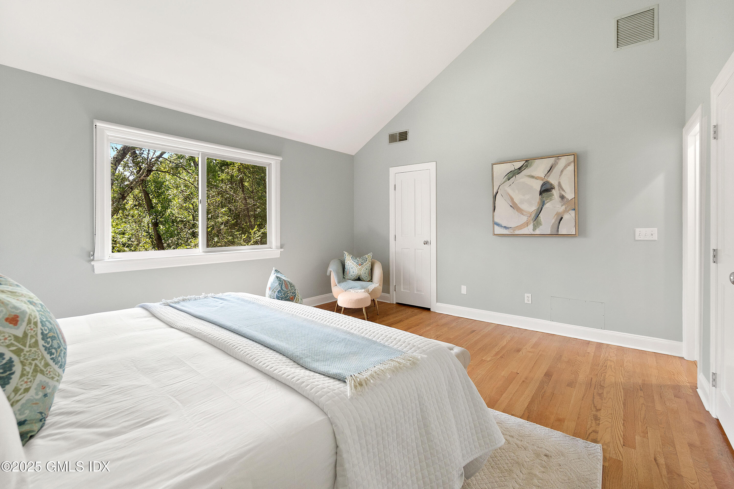 333 Palmer Hill Road, 2B