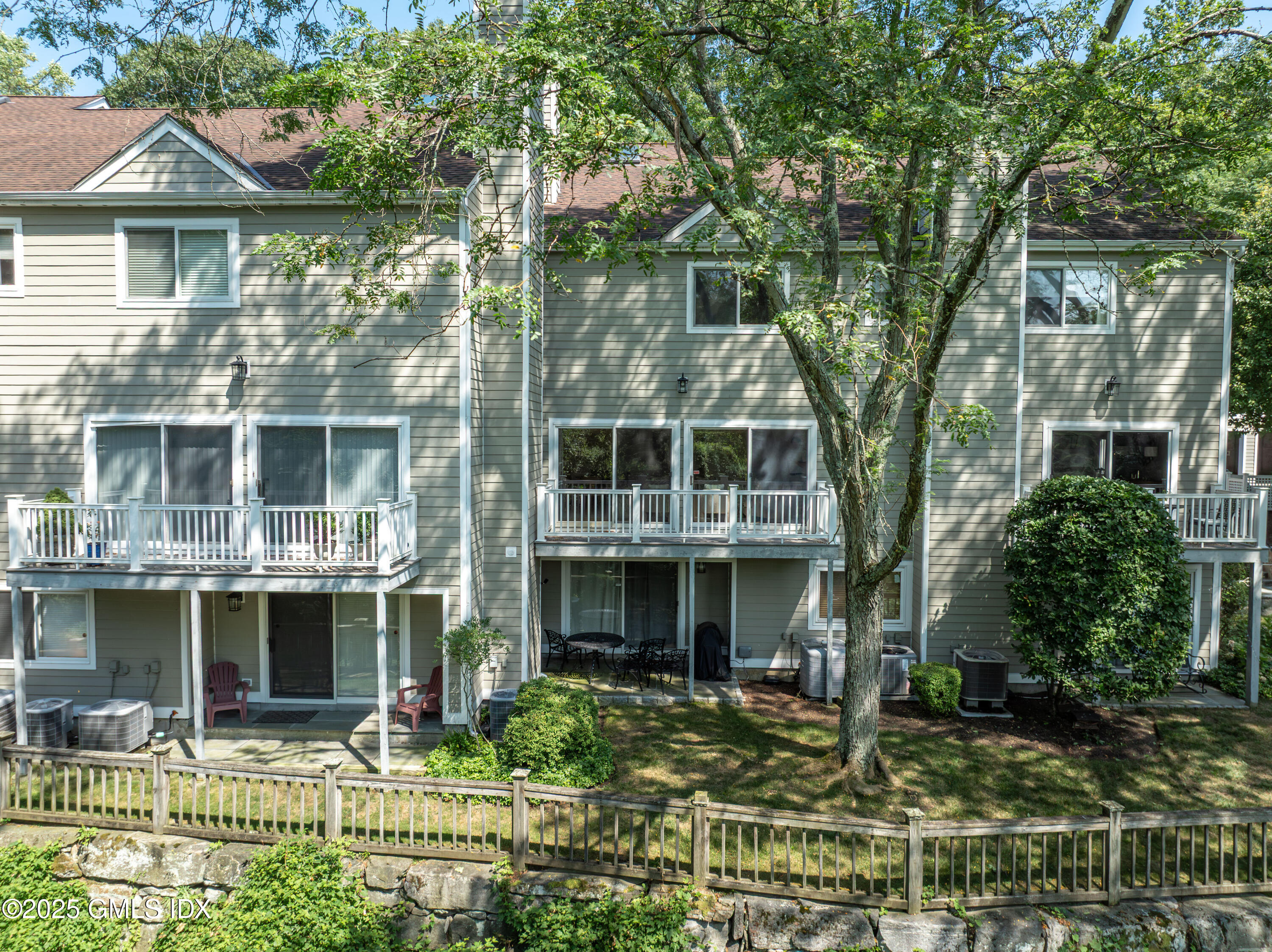 333 Palmer Hill Road, 2B