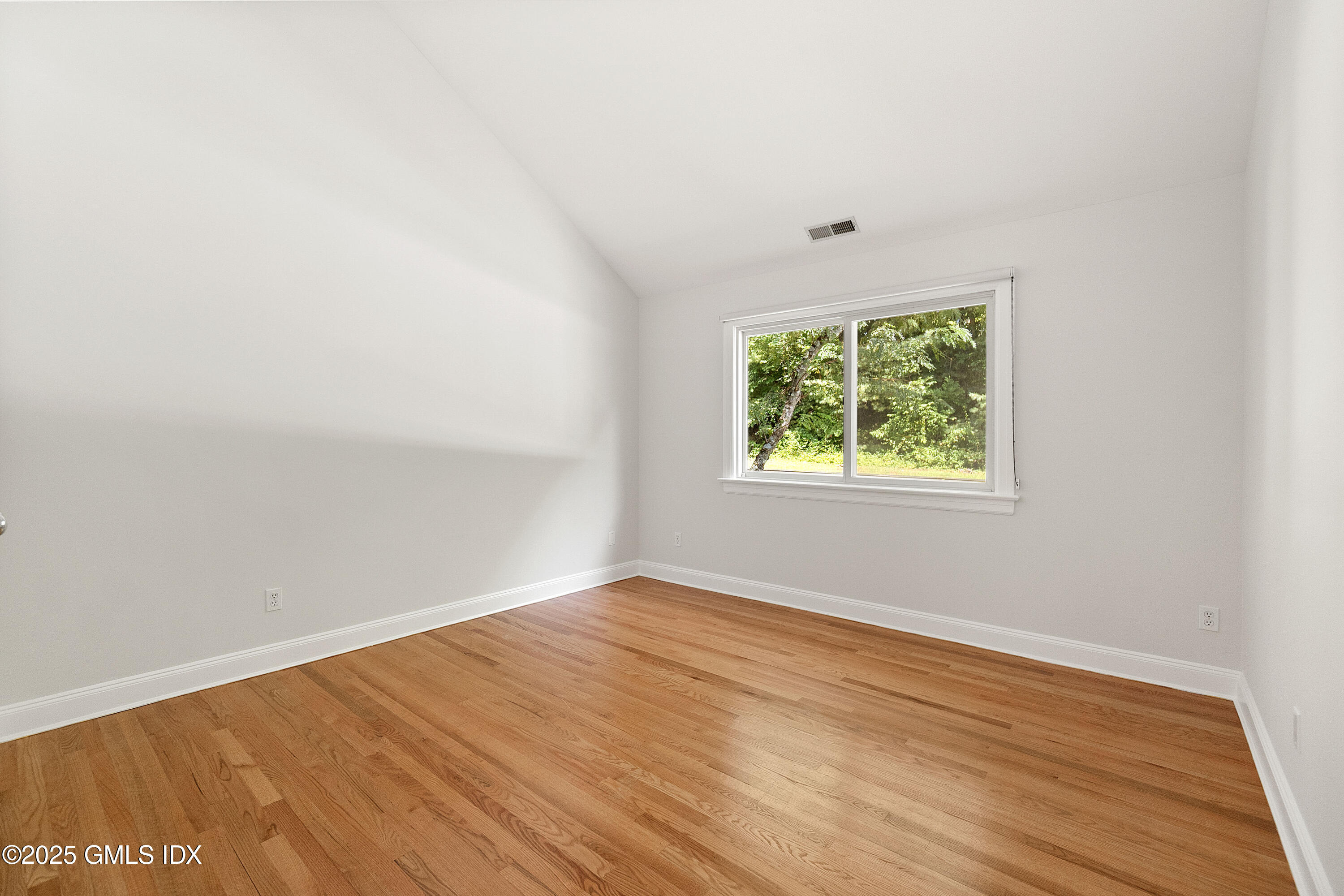 333 Palmer Hill Road, 2B