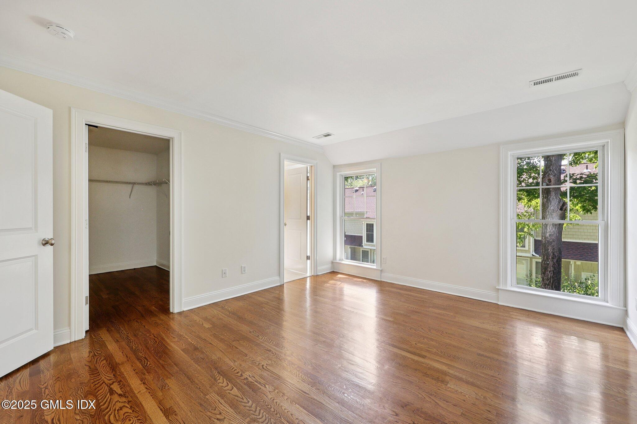 255 Weaver Street, 1C