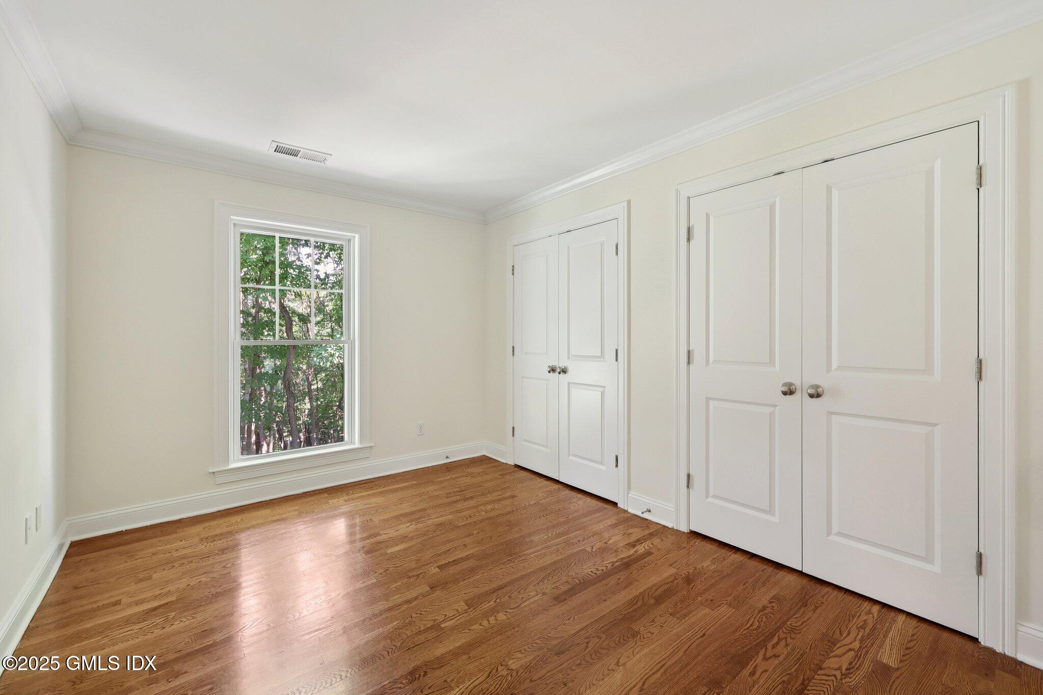 255 Weaver Street, 1C