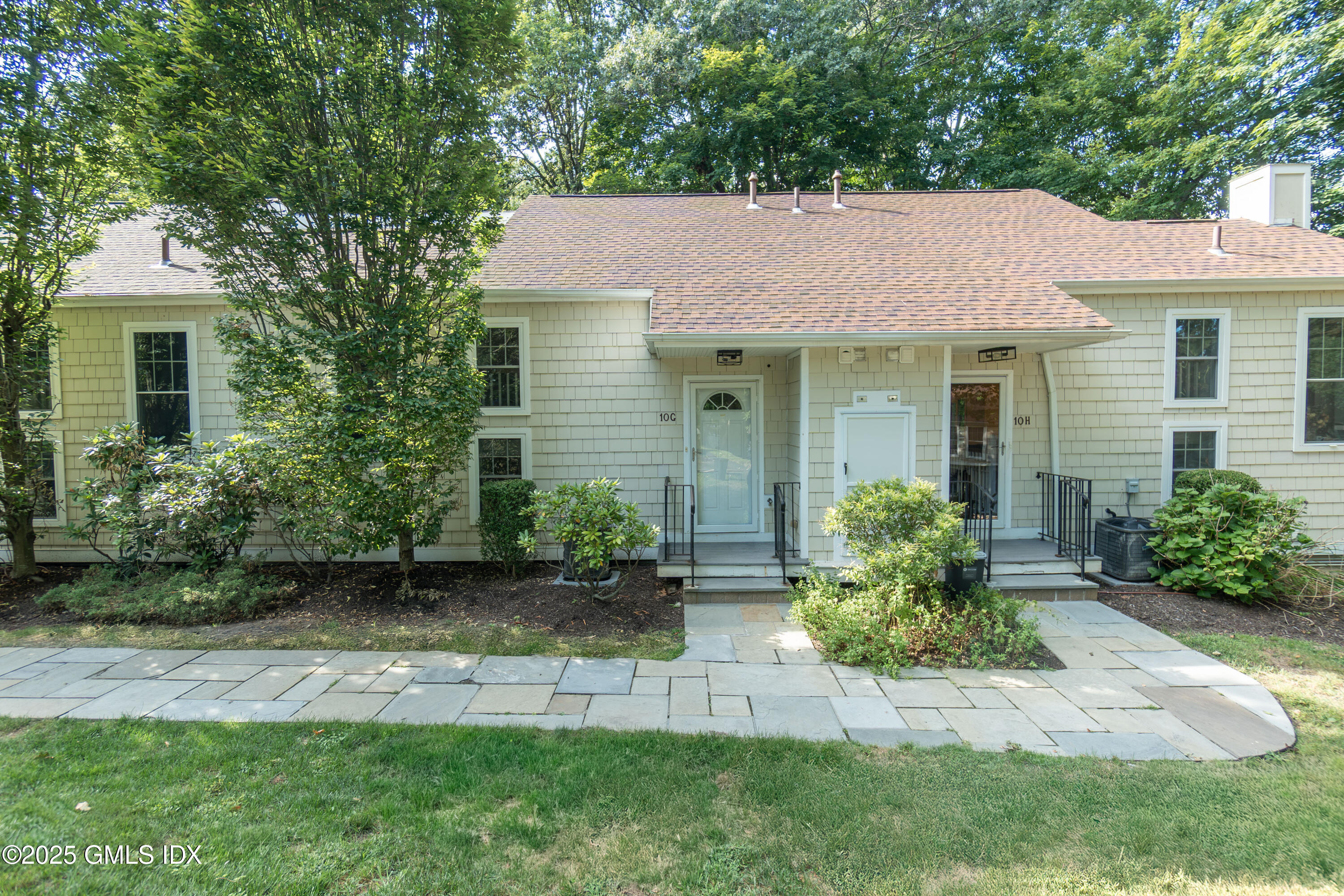 253 WEAVER Street, 10G