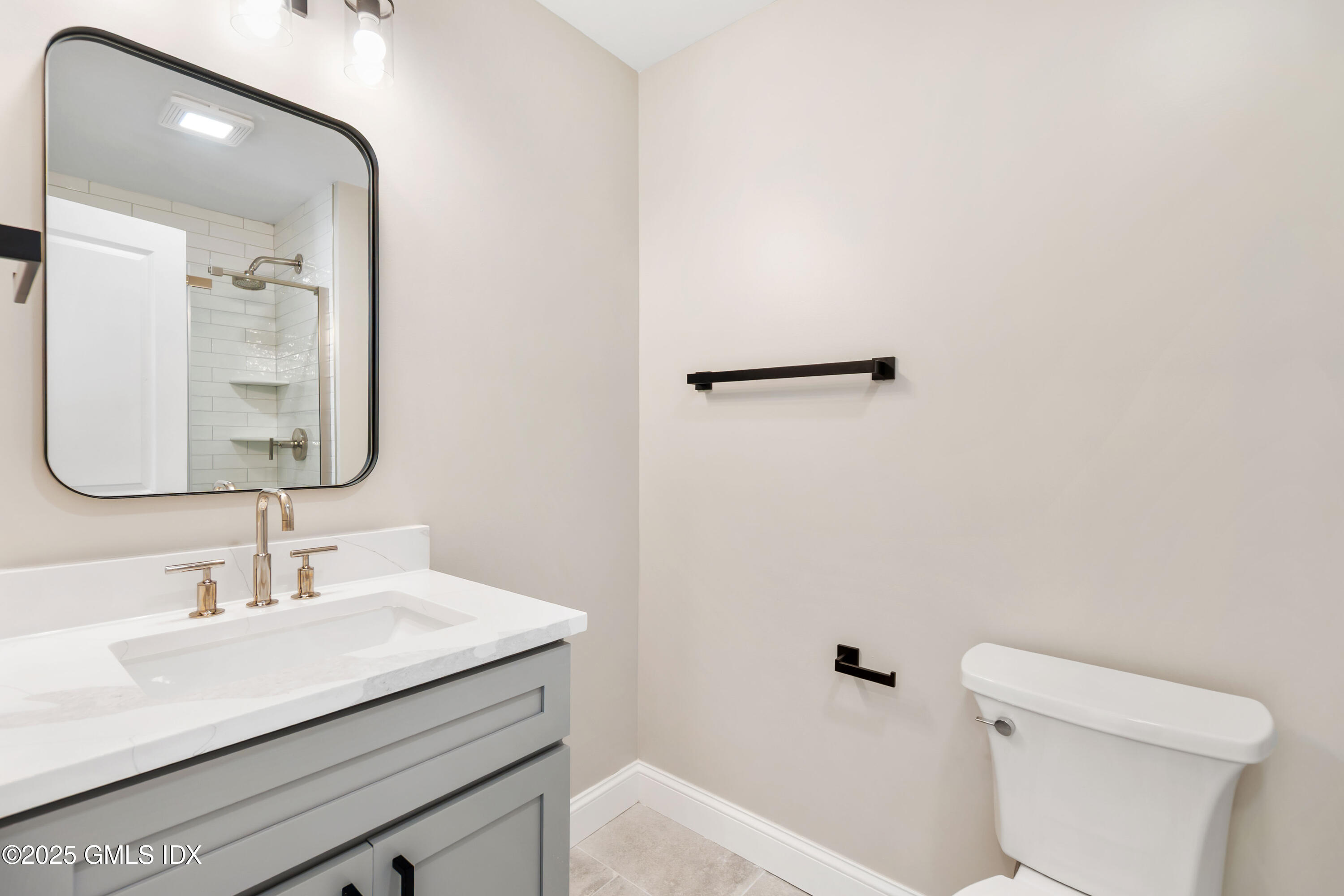 241 WEAVER Street, 12E