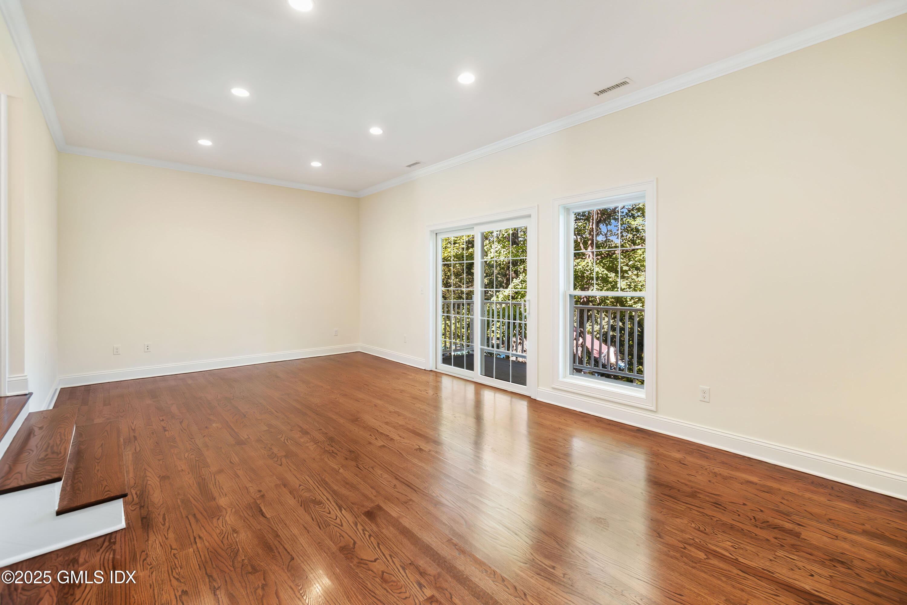 241 Weaver Street Street, 12C