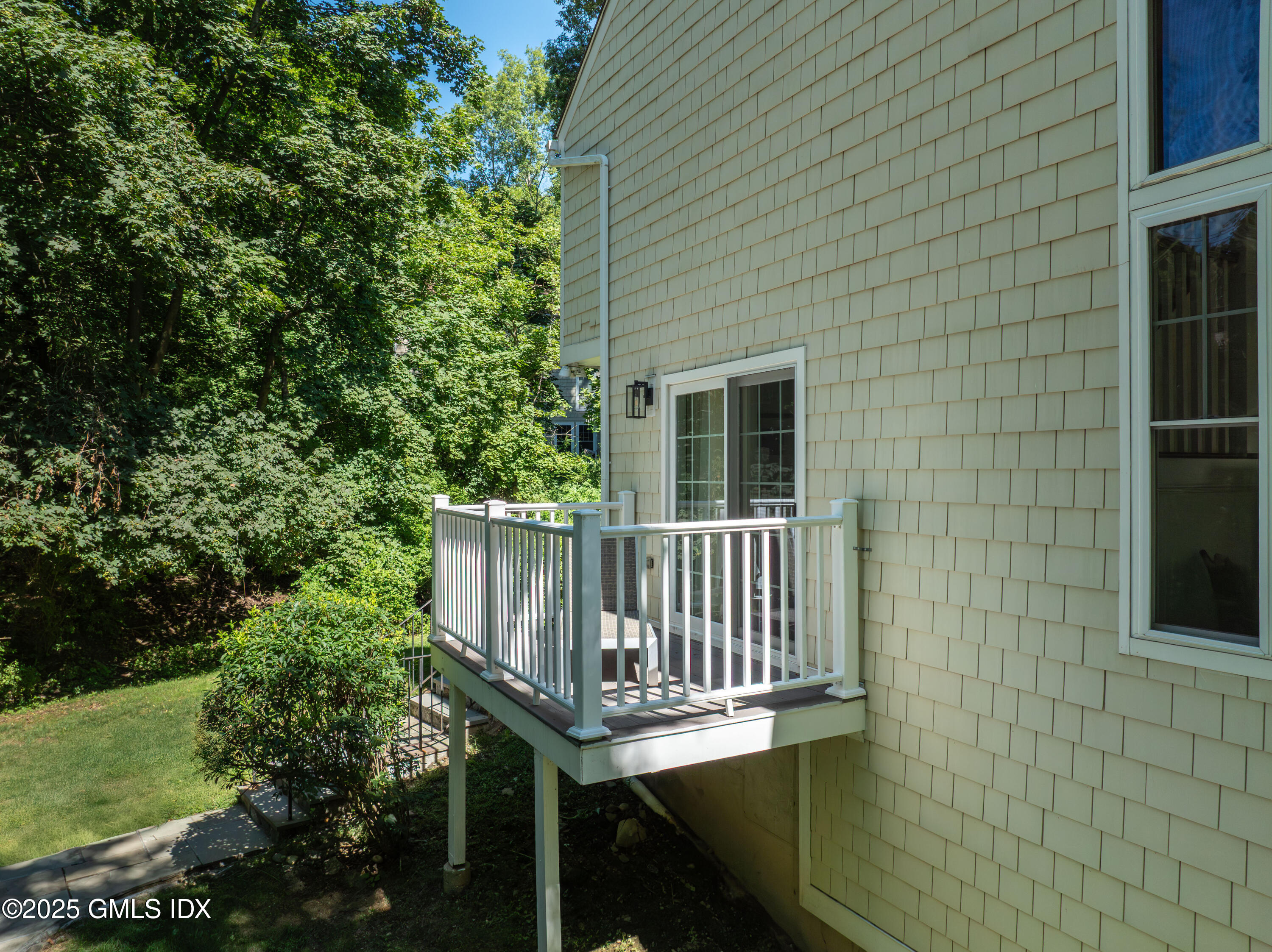 223 Weaver Street, 20H