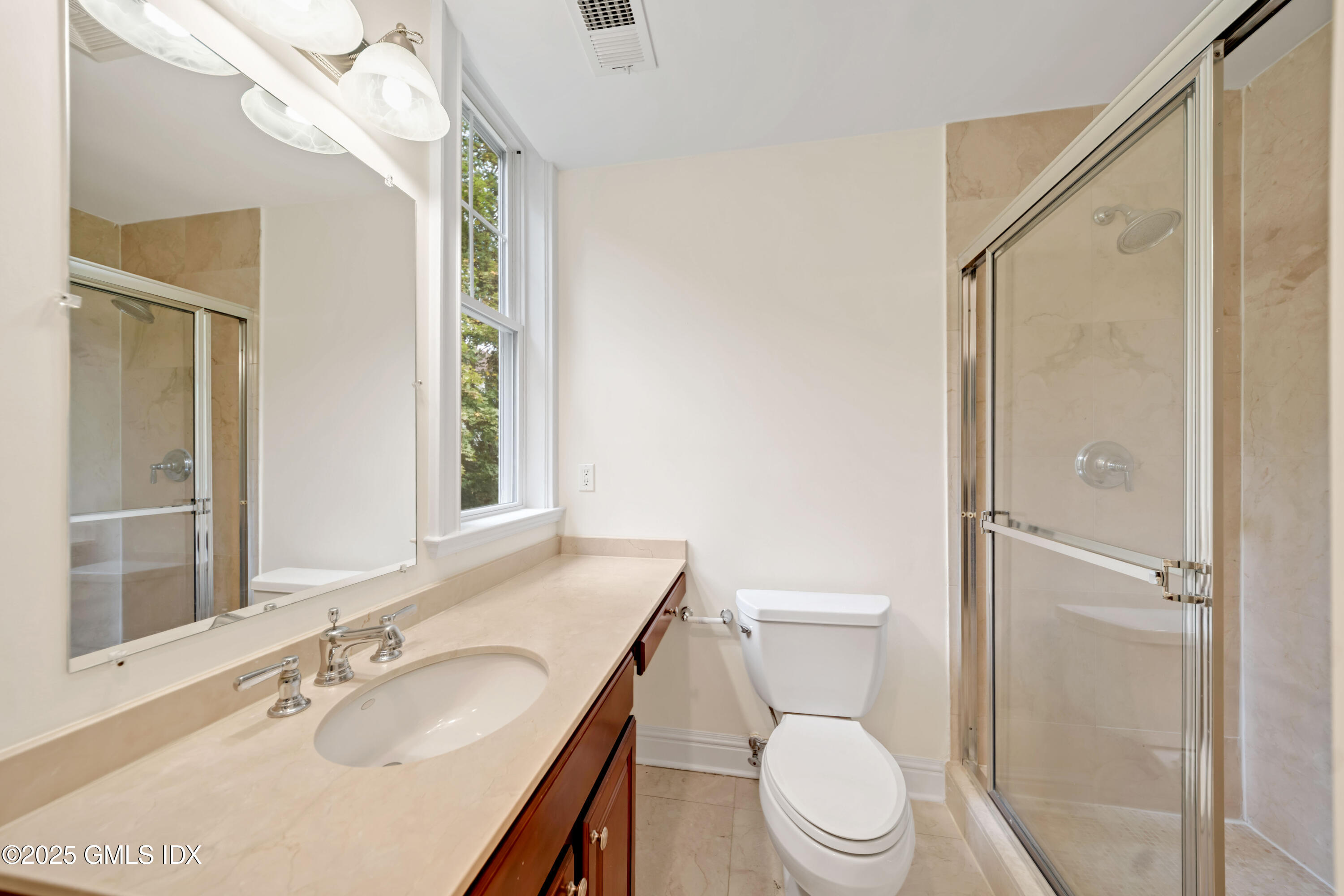 223 Weaver Street, 20H