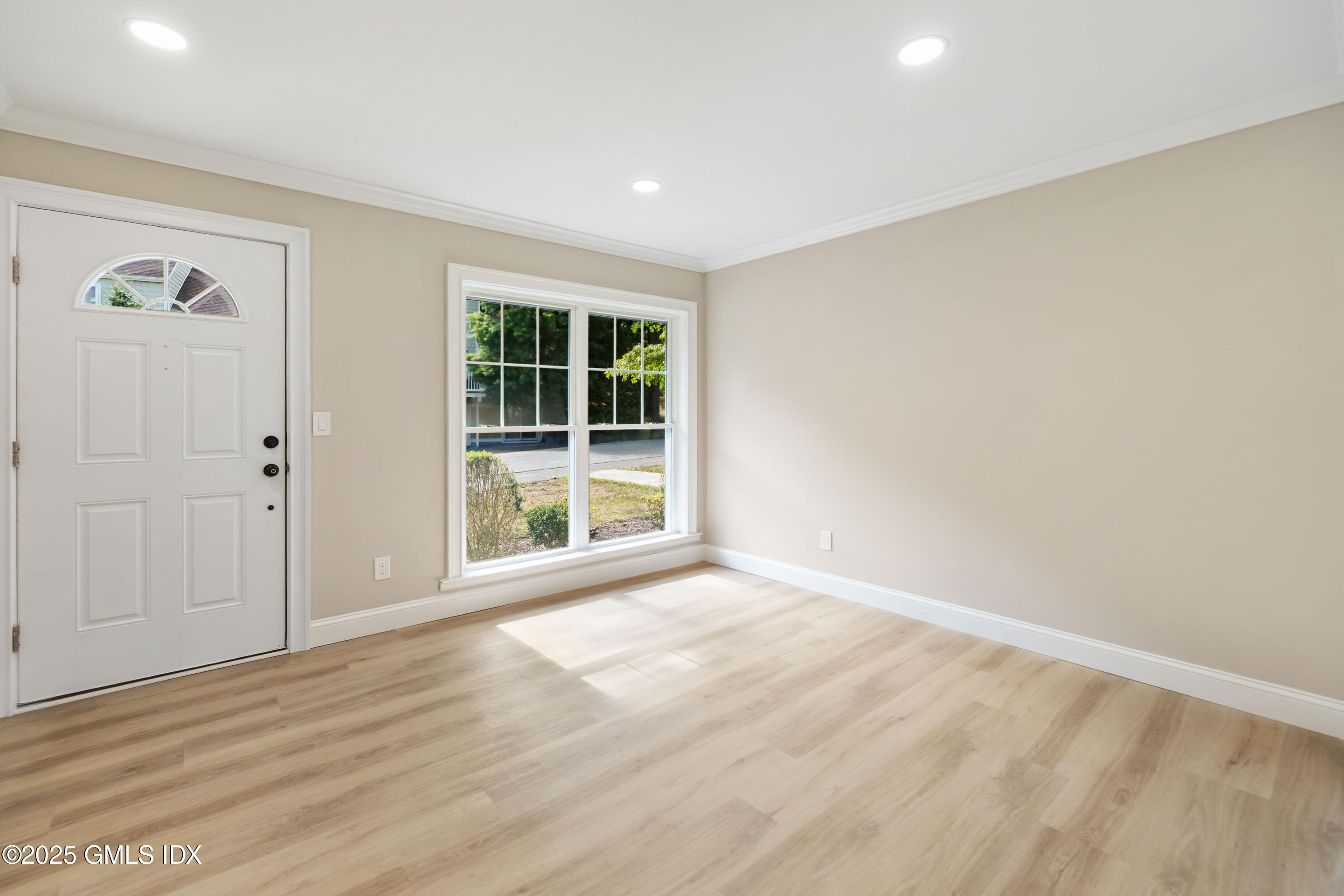 237 Weaver Street, 8D