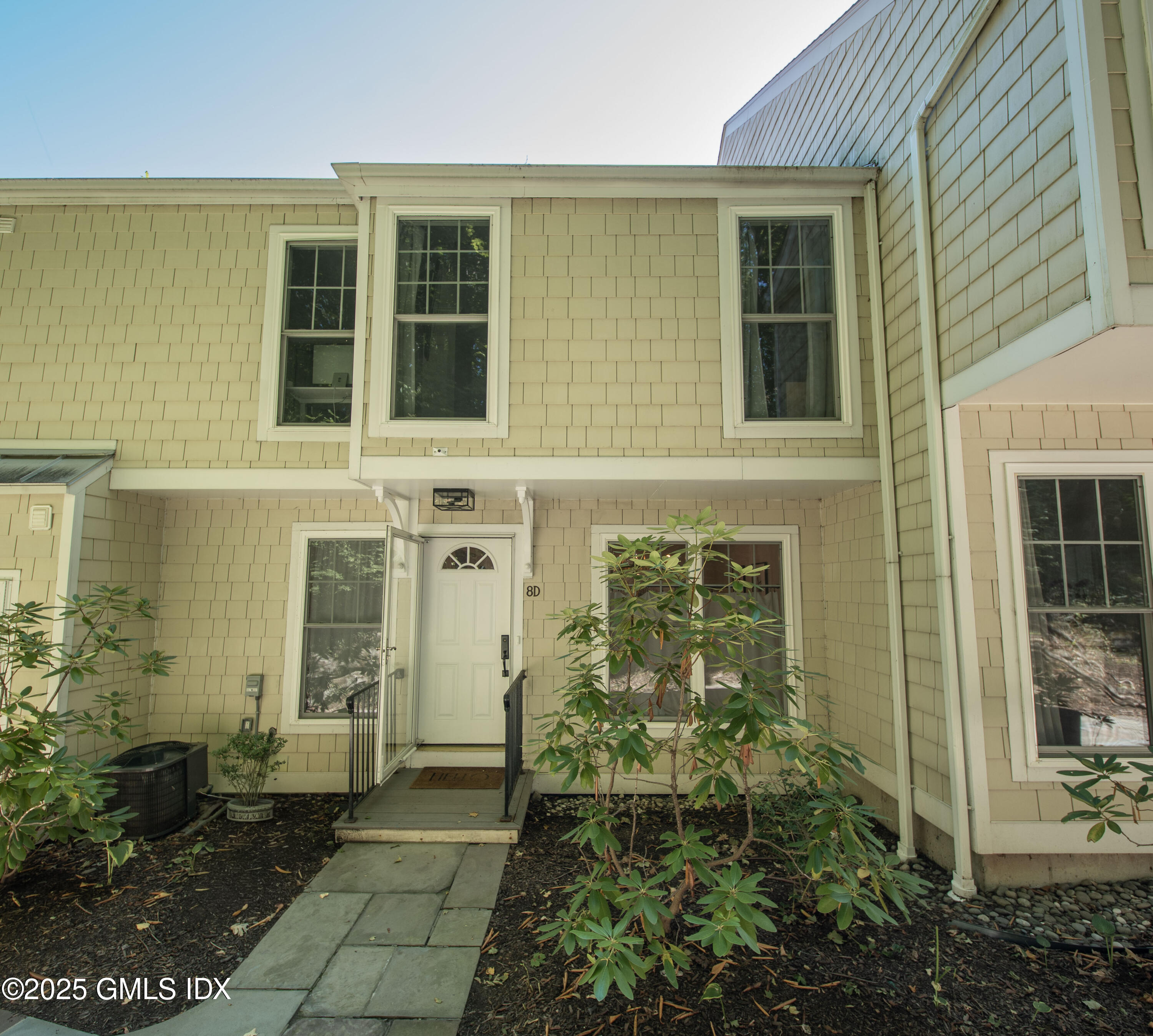 237 Weaver Street, 8D