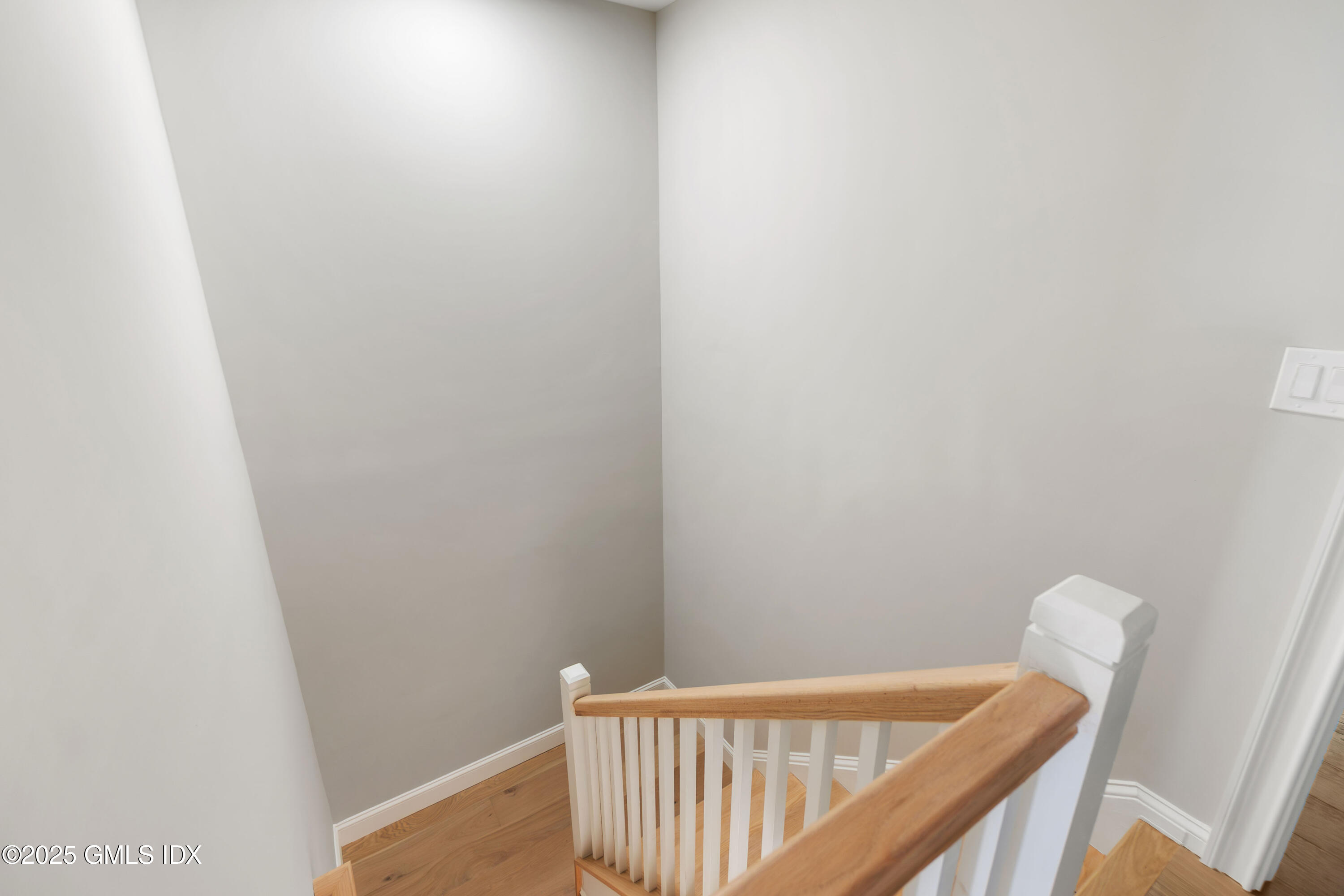 237 Weaver Street, 8D