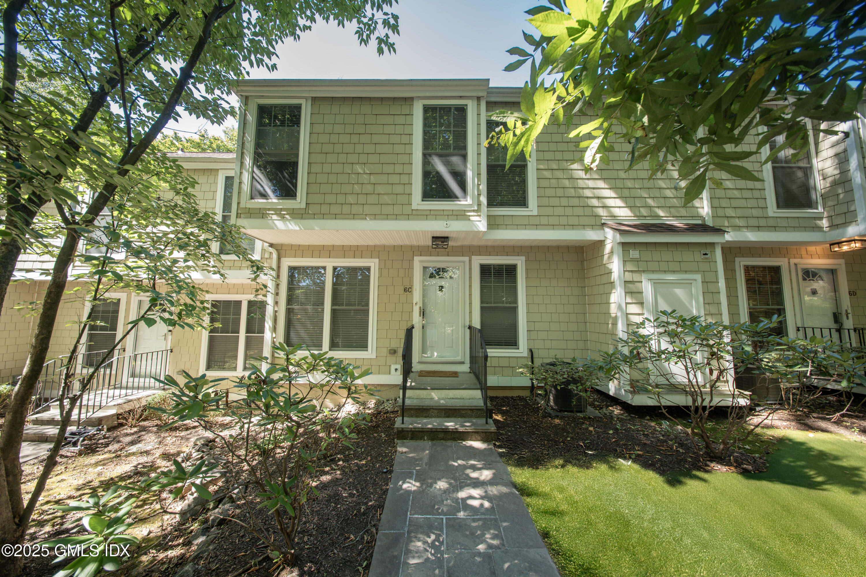 235 Weaver Street, 6C