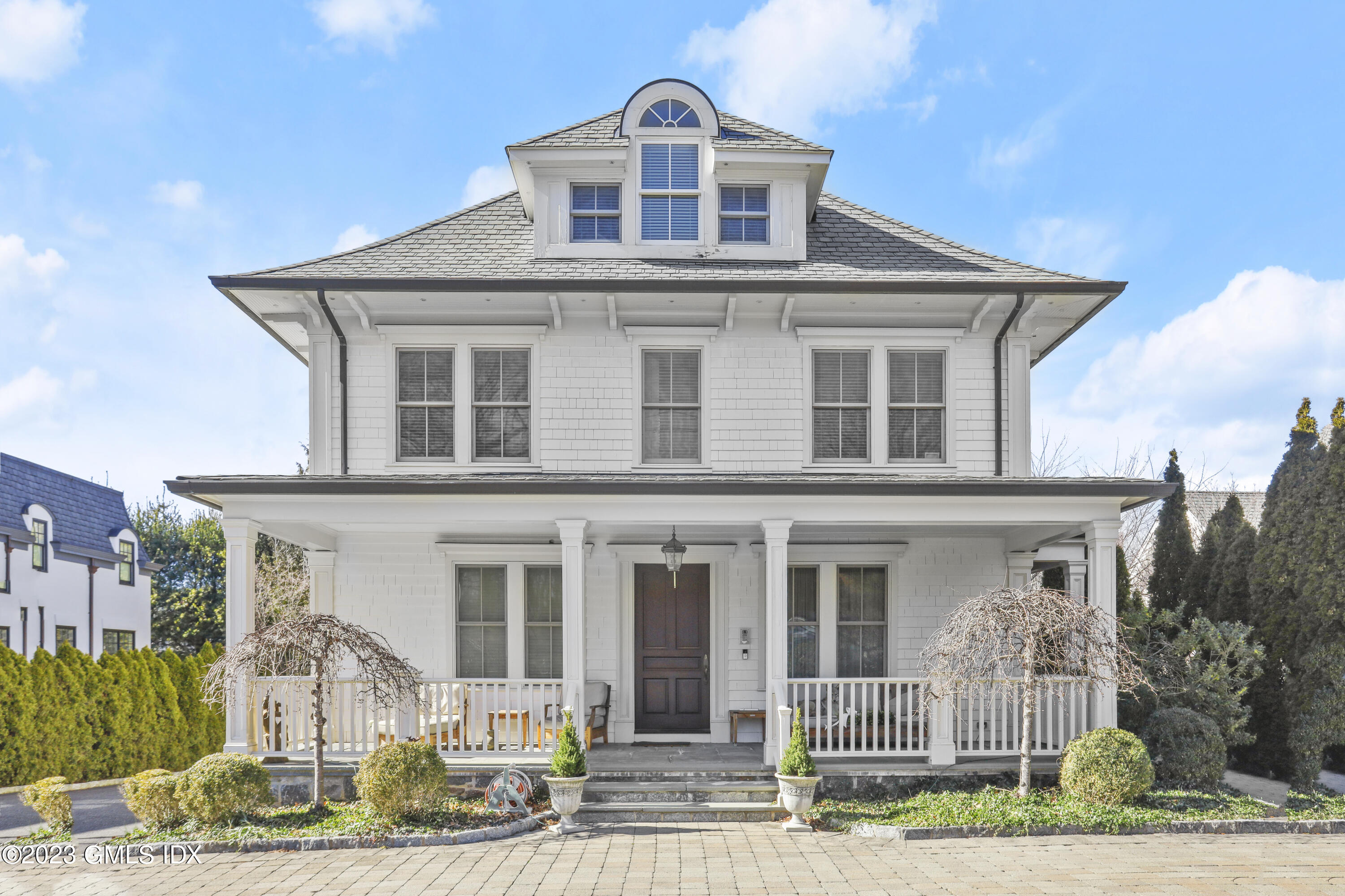250 Milbank Avenue B