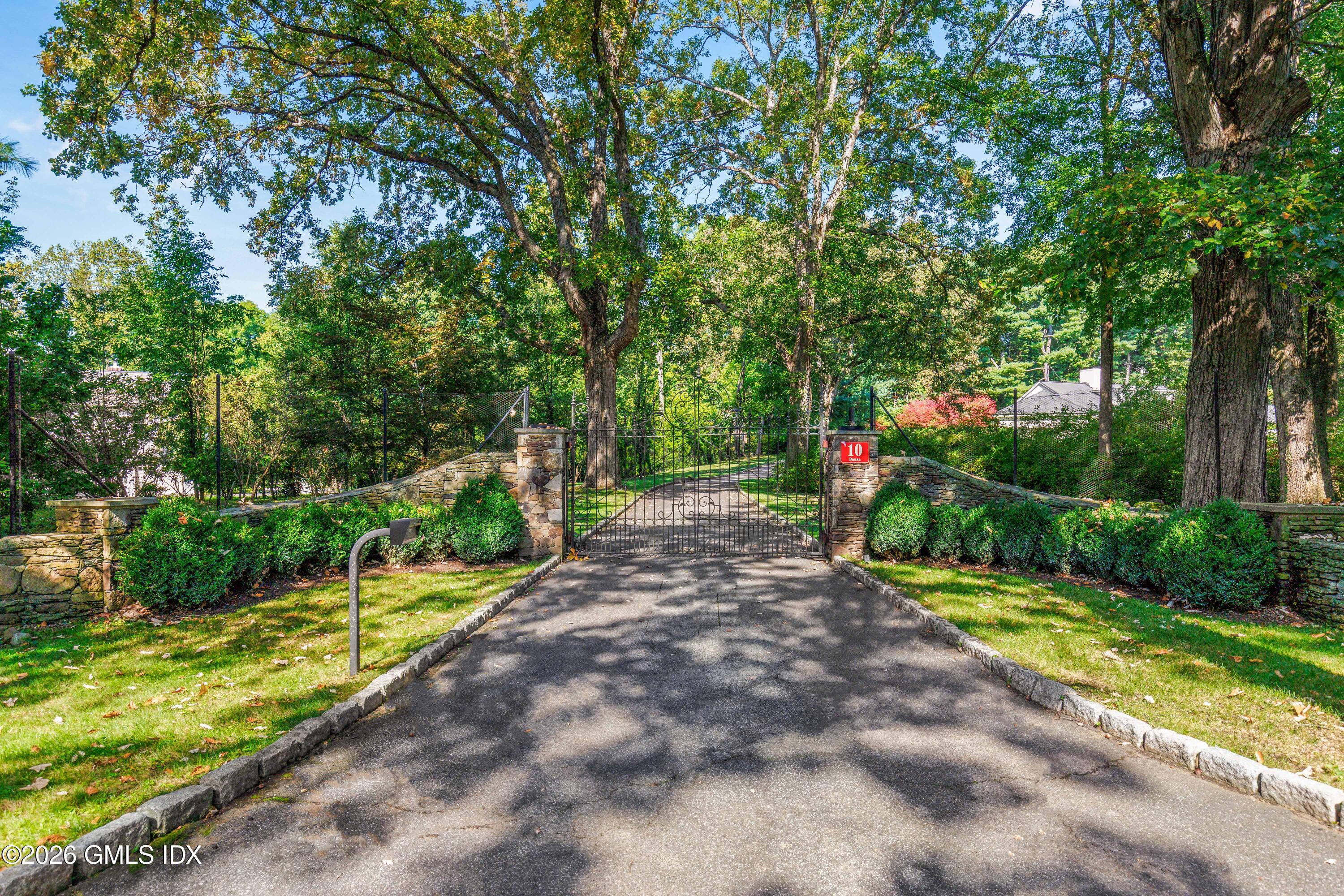 10 Parsonage Lane