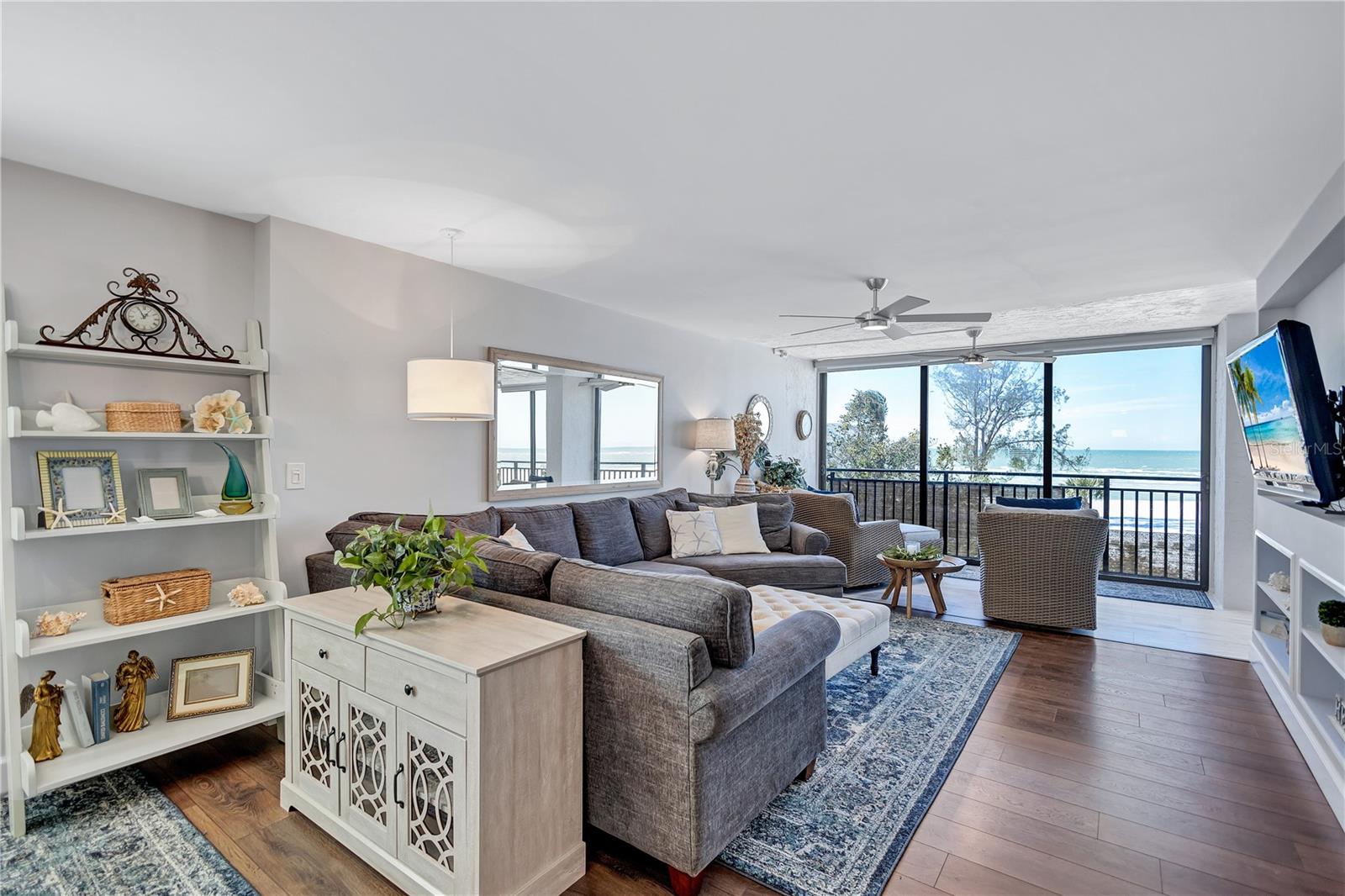 20 WHISPERING SANDS DR #306