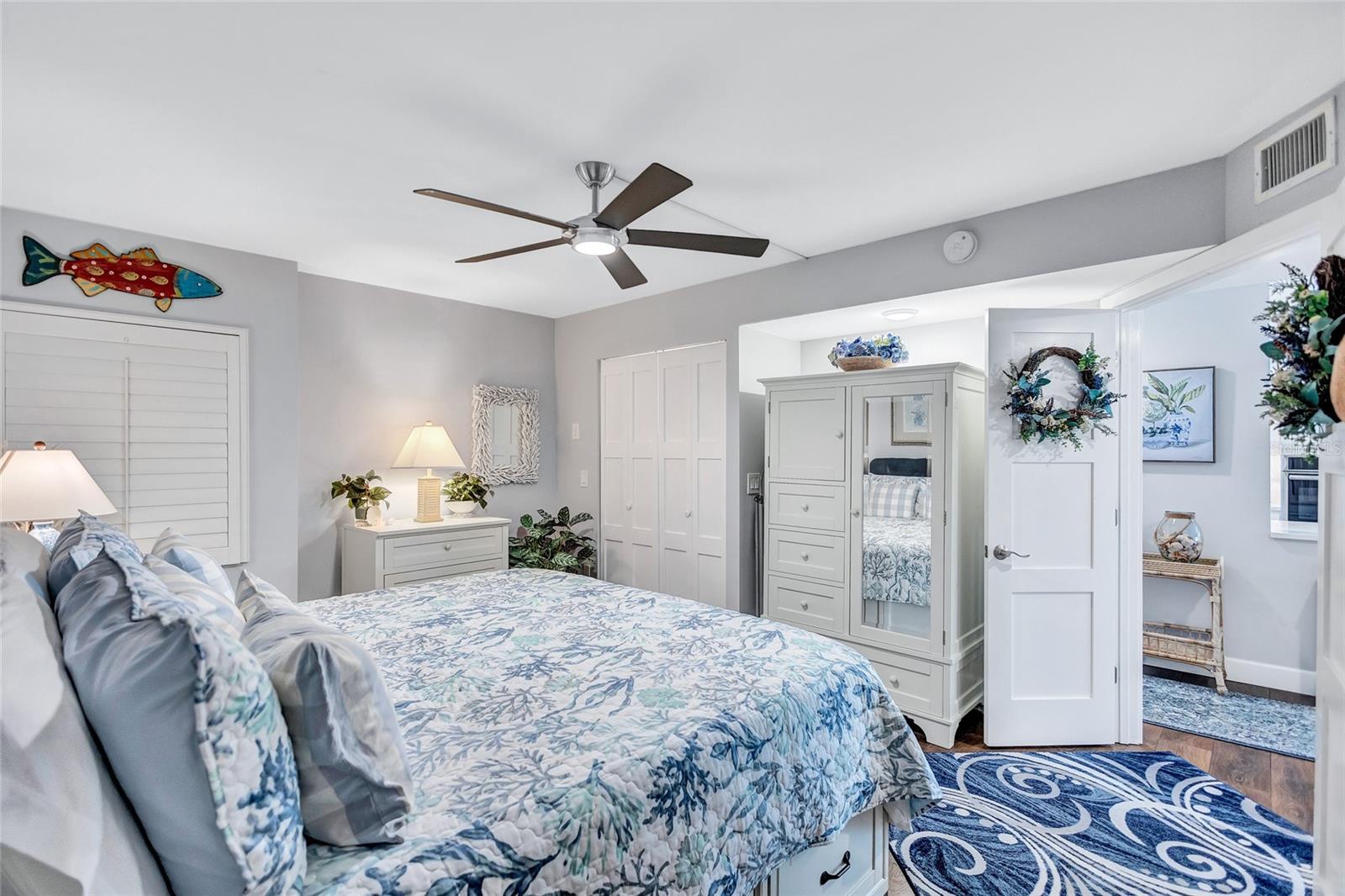 20 WHISPERING SANDS DR #306