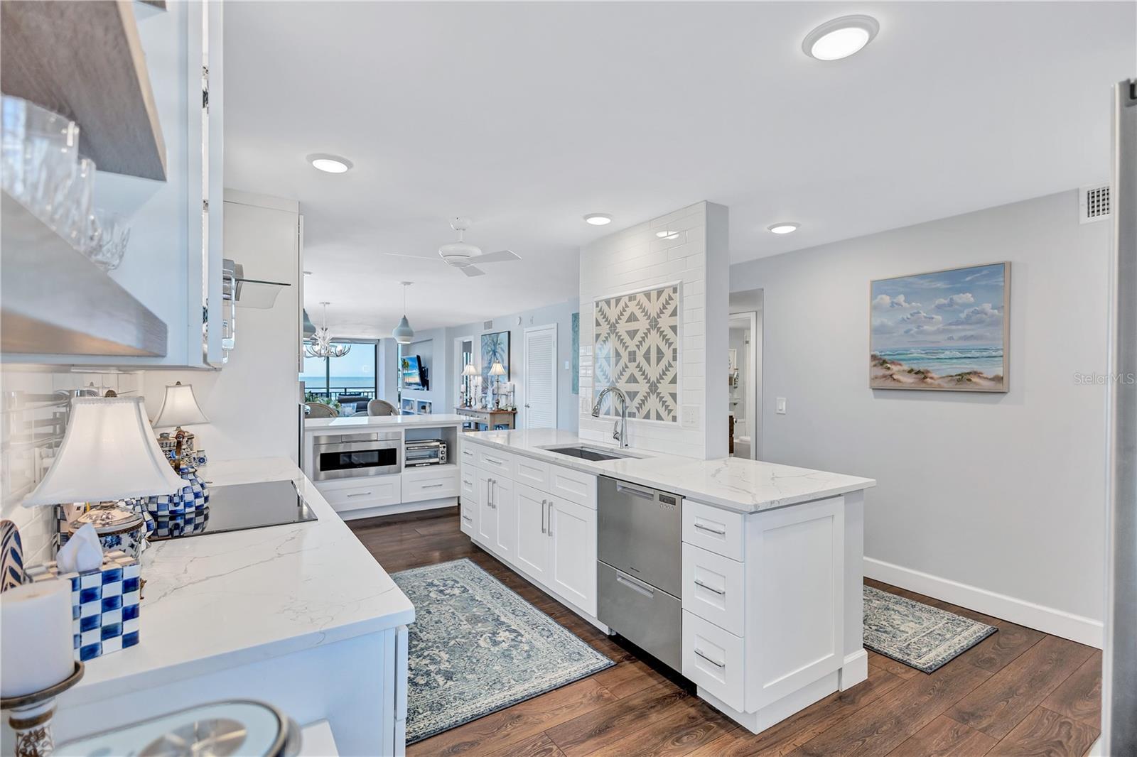 20 WHISPERING SANDS DR #306