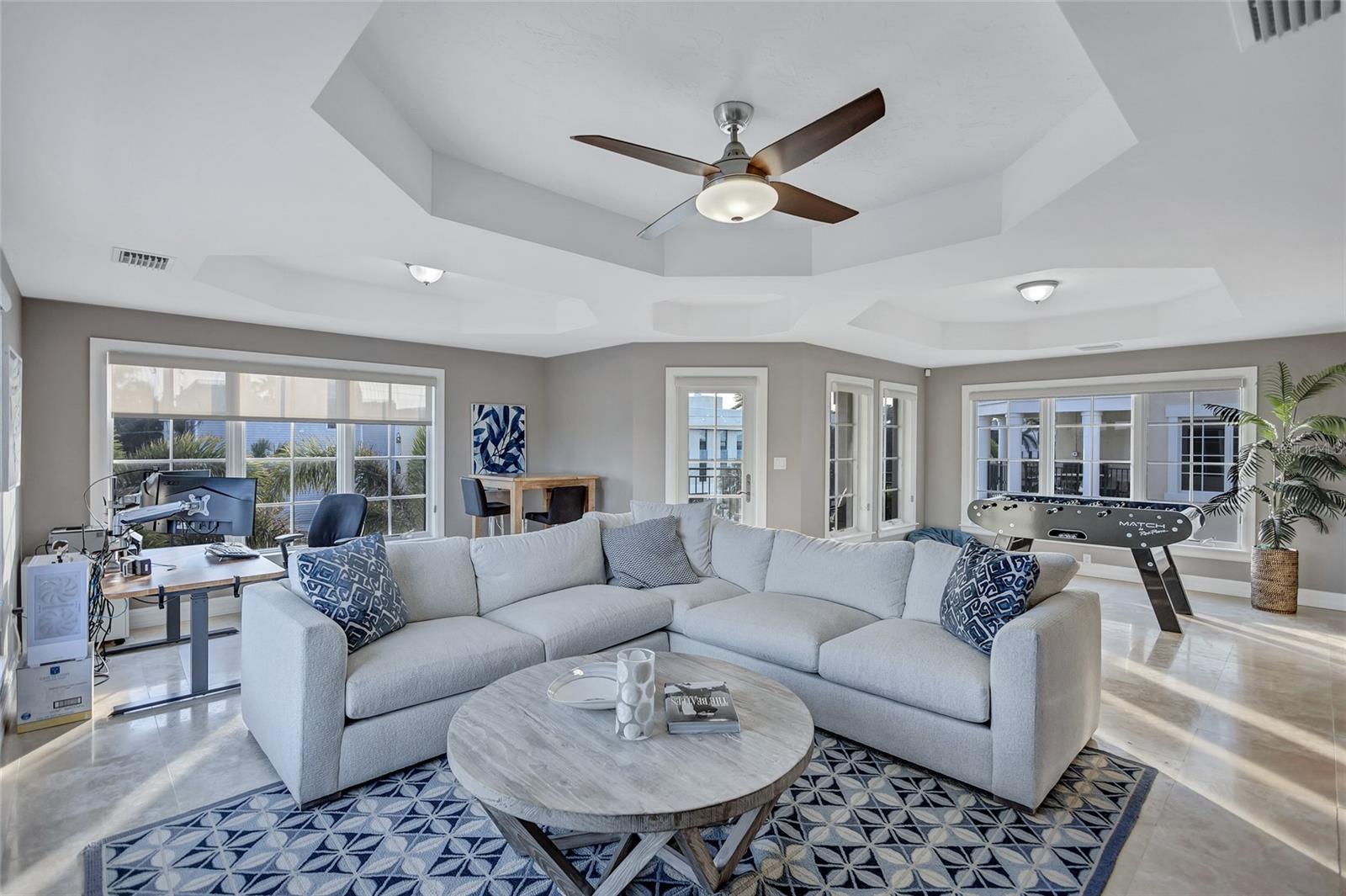317 BEACH RD