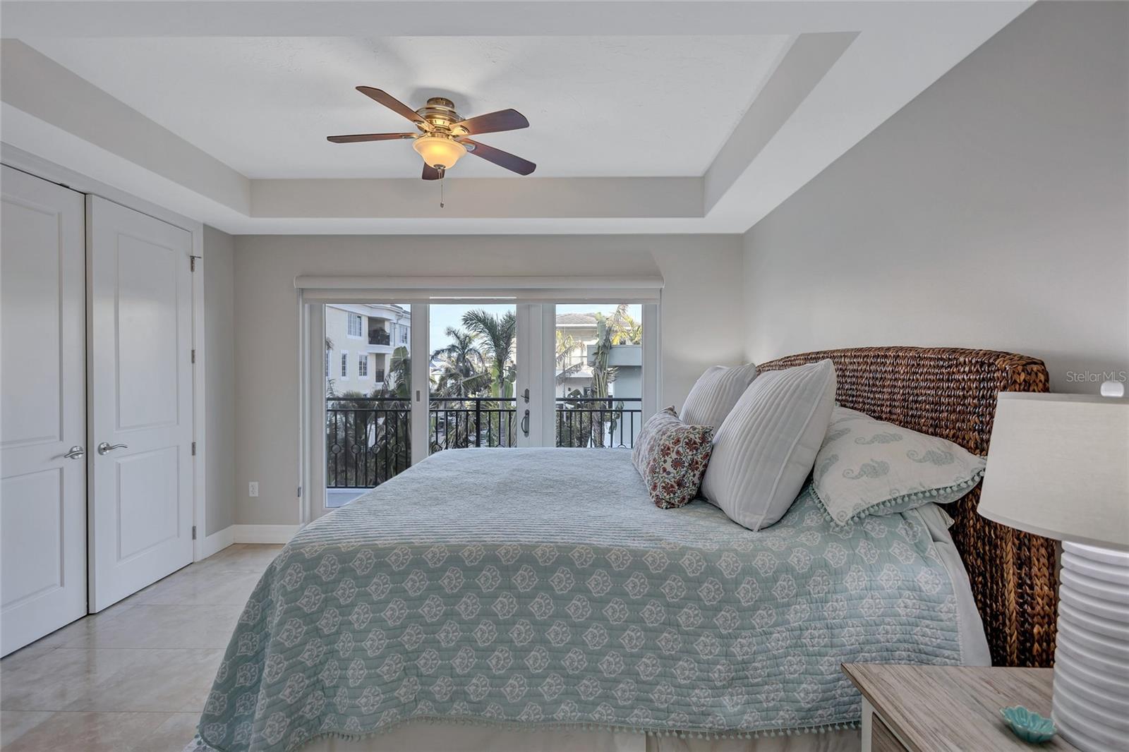 317 BEACH RD