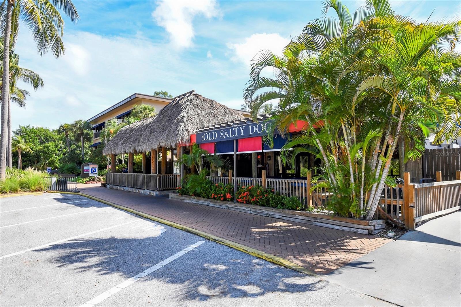 317 BEACH RD