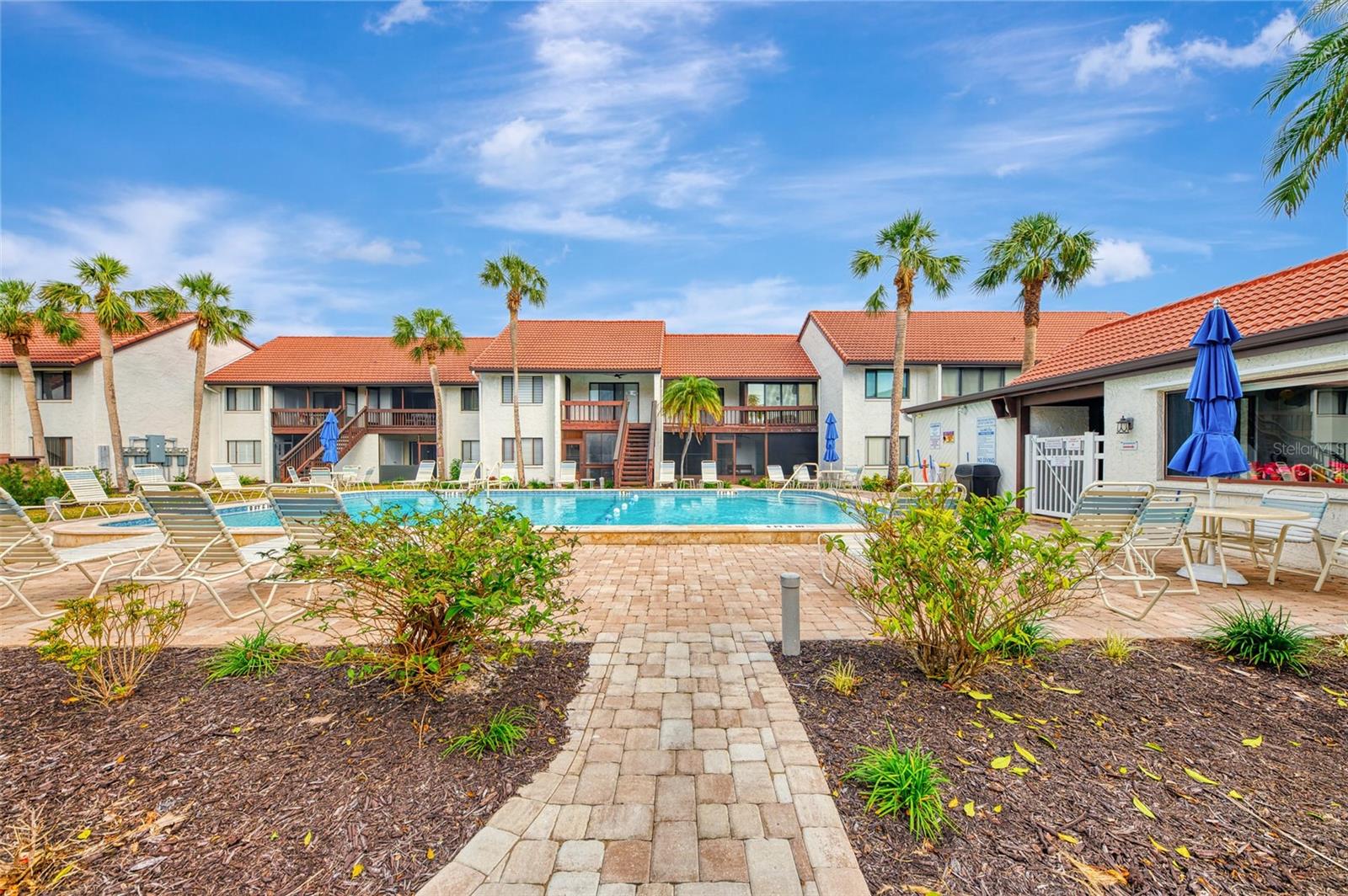 1618 STICKNEY POINT RD #101