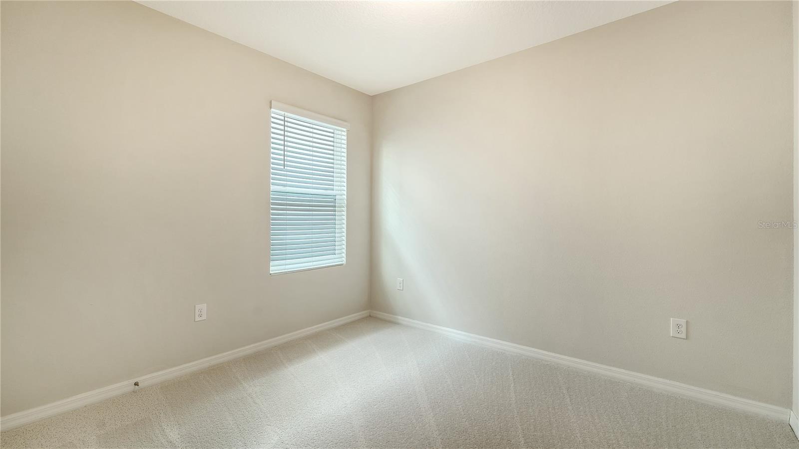 5905 SILVER SAGE WAY