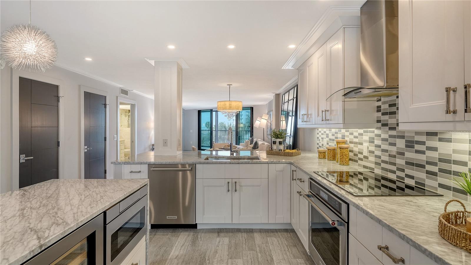 5880 MIDNIGHT PASS RD #403