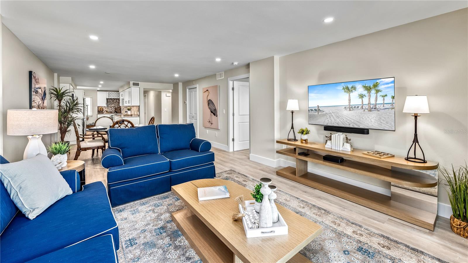 20 WHISPERING SANDS DR #1205