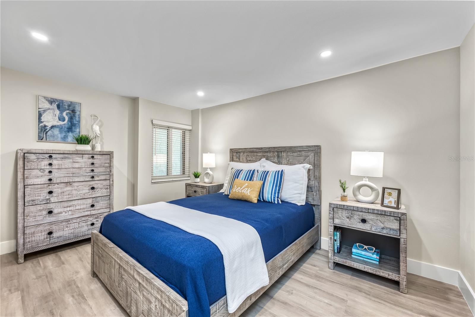 20 WHISPERING SANDS DR #1205