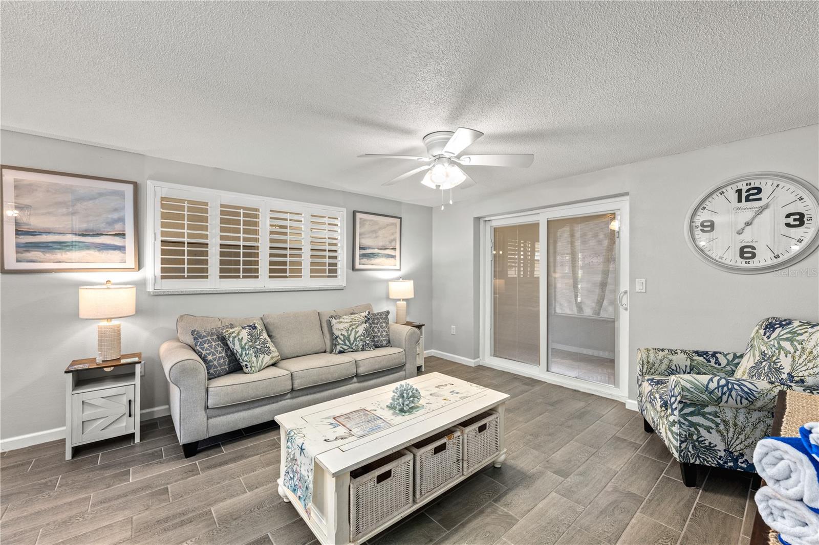 1123 CRESCENT ST #1123/1125