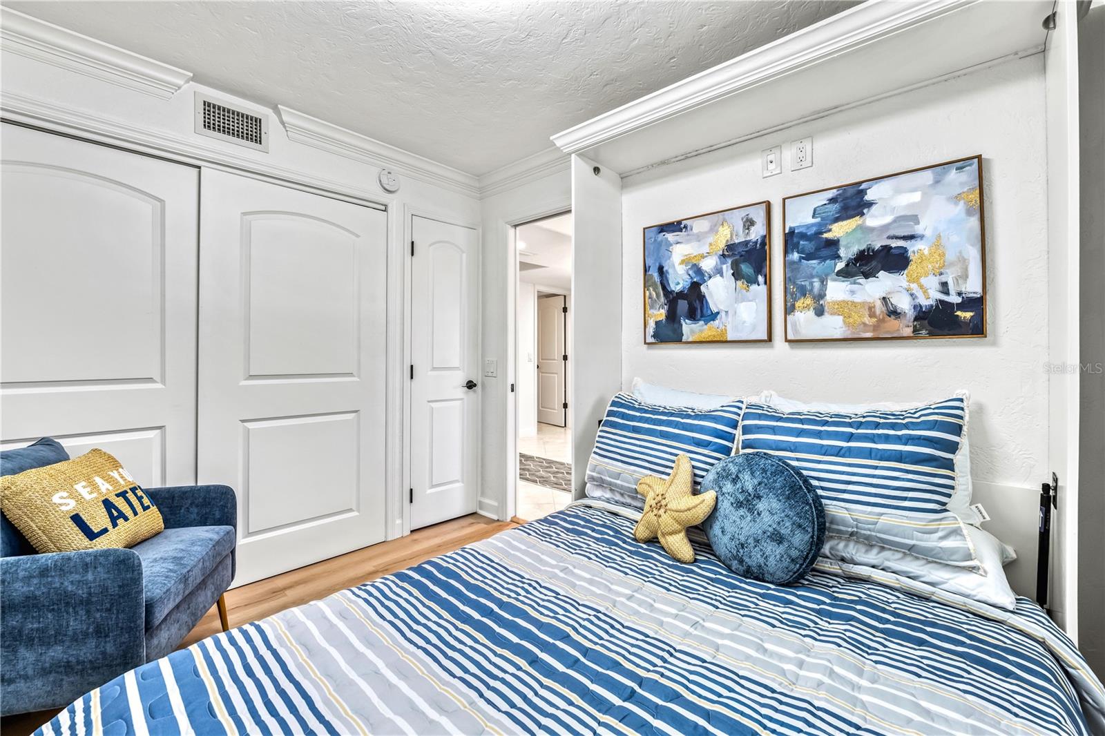 5880 MIDNIGHT PASS RD #210